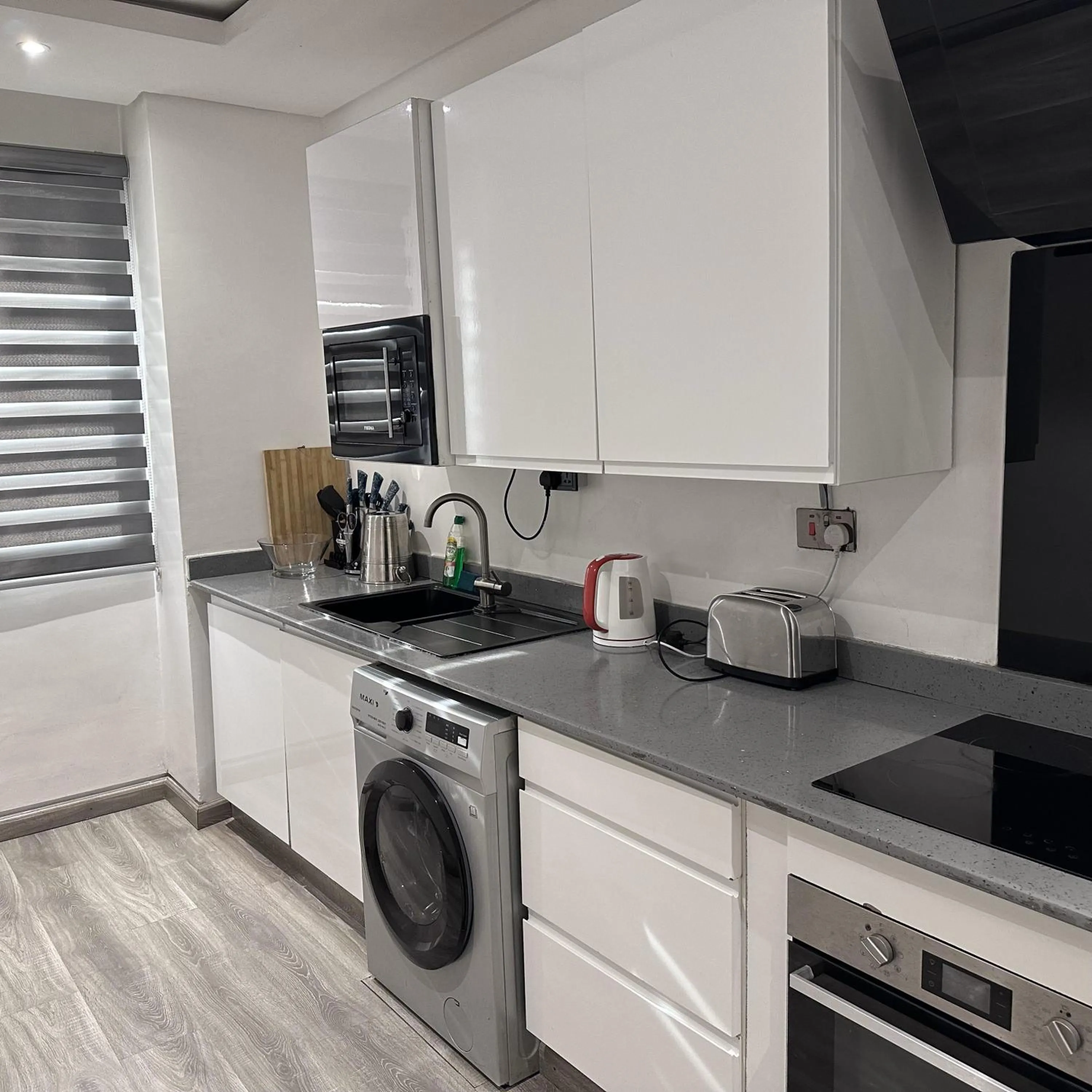 Kitchen or kitchenette in George Residence Lekki