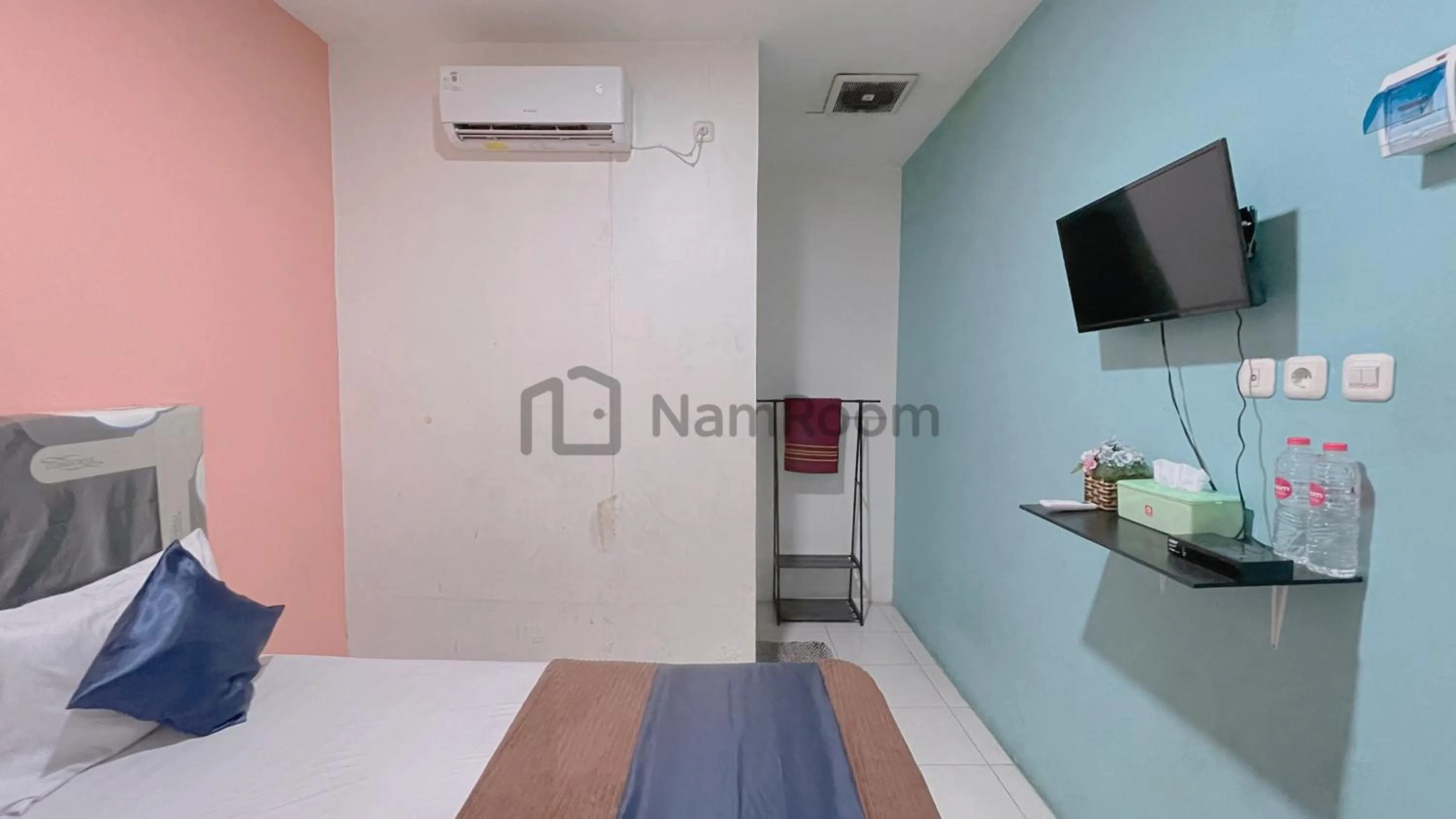 Bed in Cempaka Residence By NamRoom