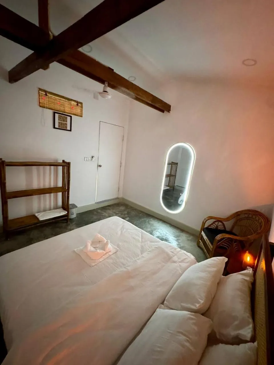 Bedroom, Bed in Babybong Koh Rong