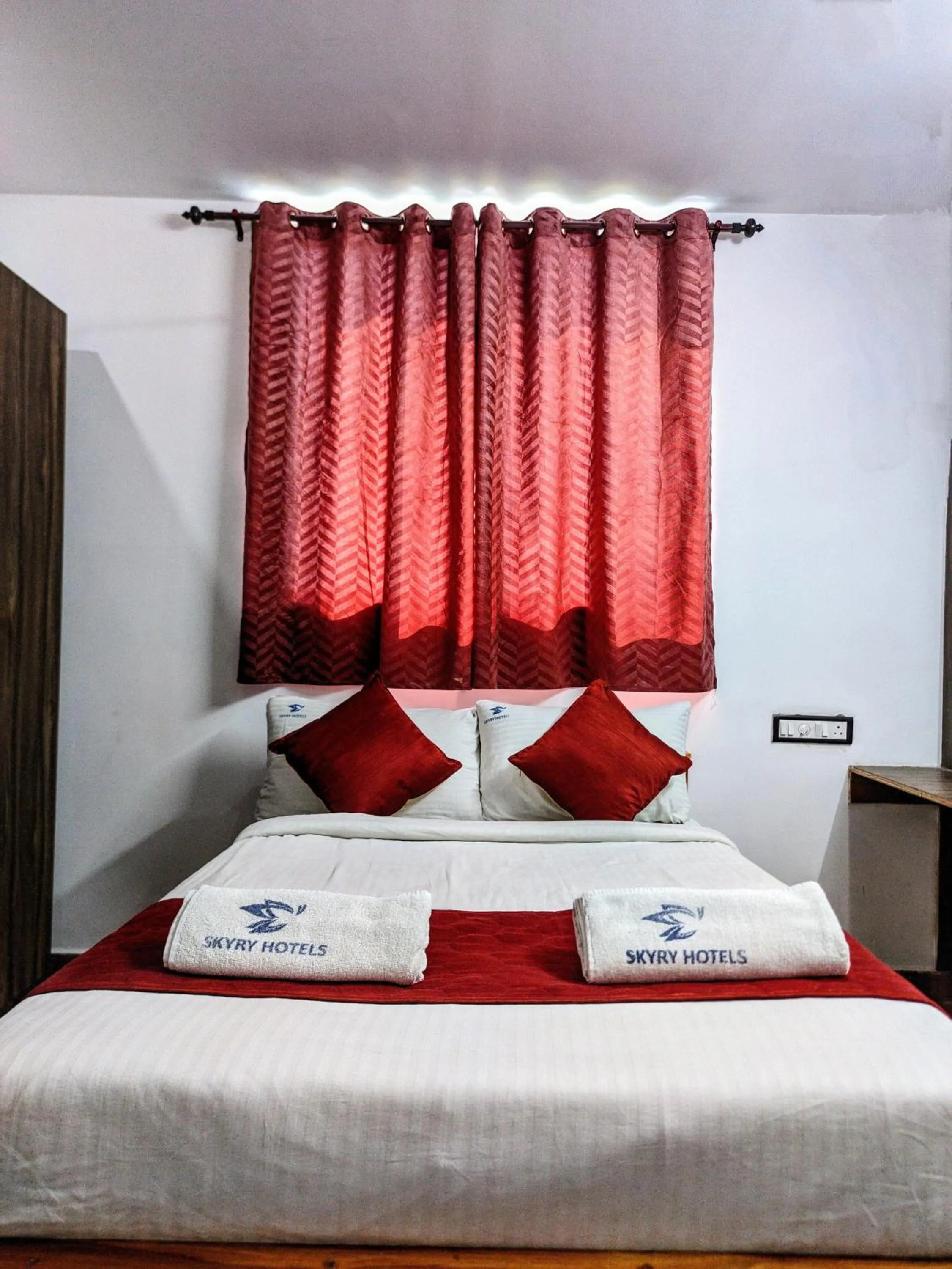 Bed in Skyry Hotels Singanallur