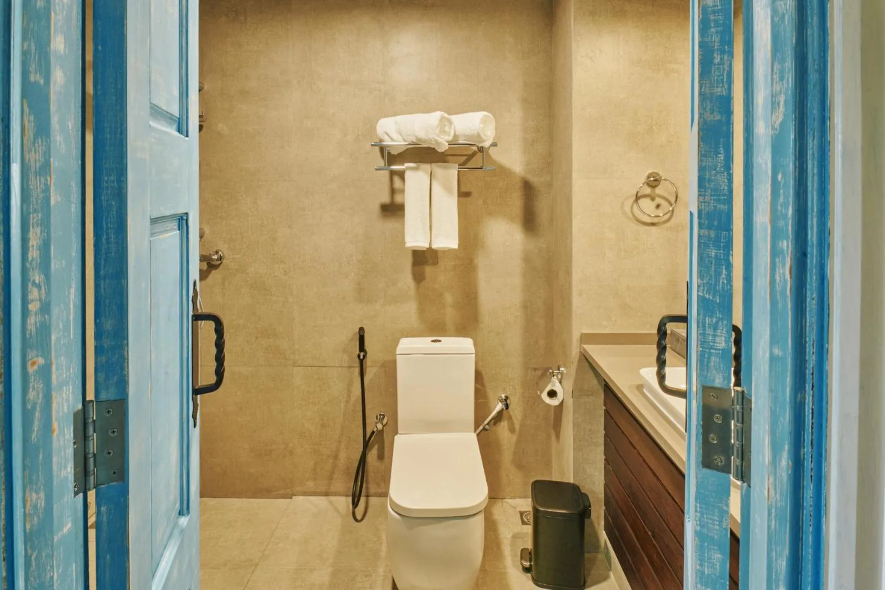 Toilet in Beach Hotel Dhigurah