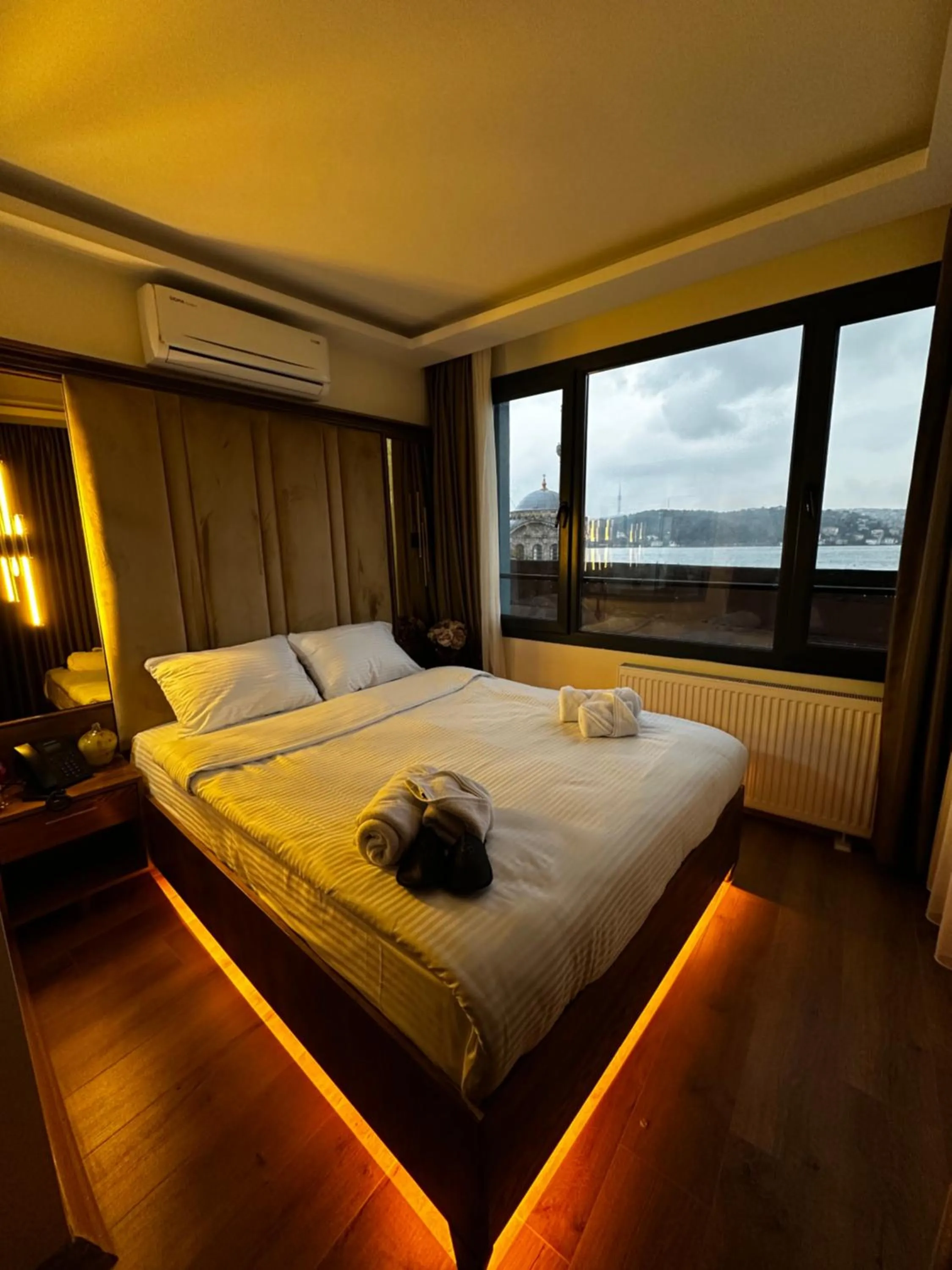 Bed in Lokka Hotel Ortakoy