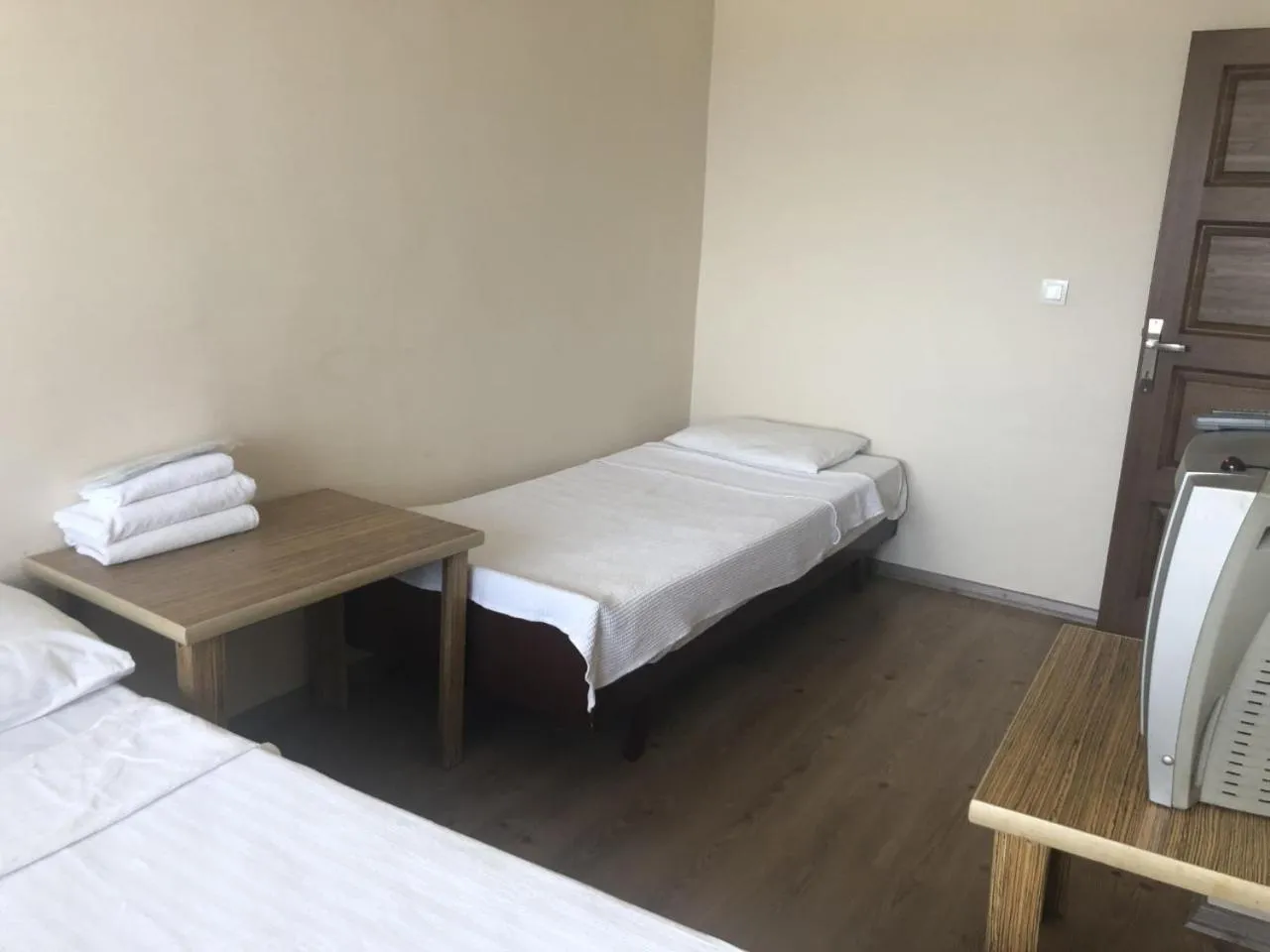 Photo of the whole room in Ece Hotel Eceabat