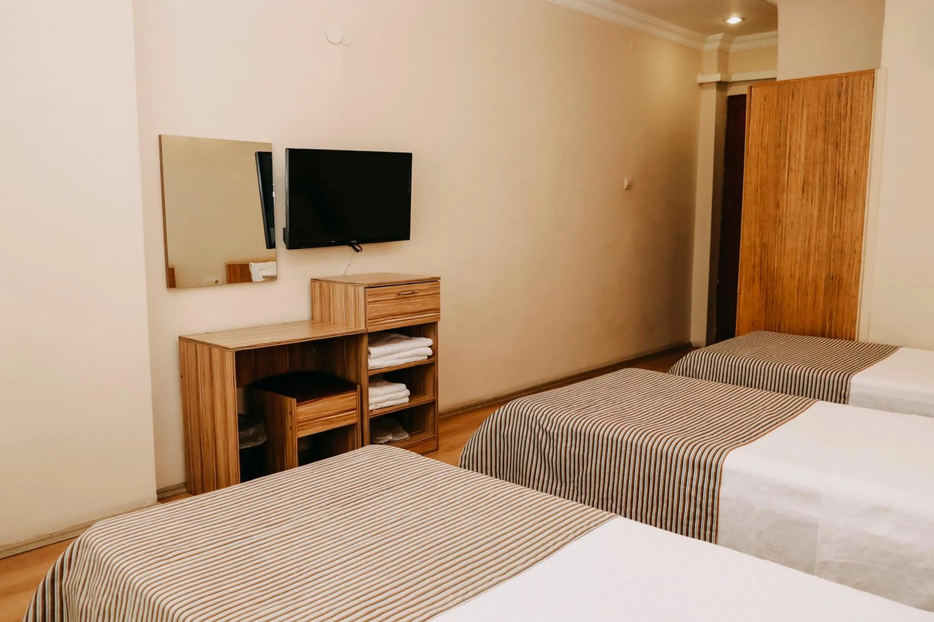 Photo of the whole room in Ece Hotel Eceabat