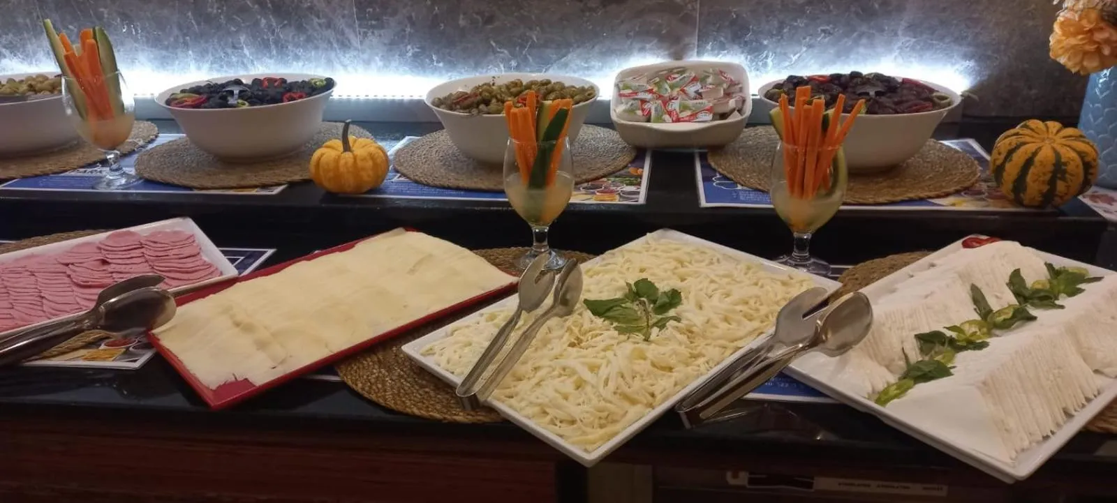 Breakfast in Park by Clover Nişantaşı Harbiye Şişli