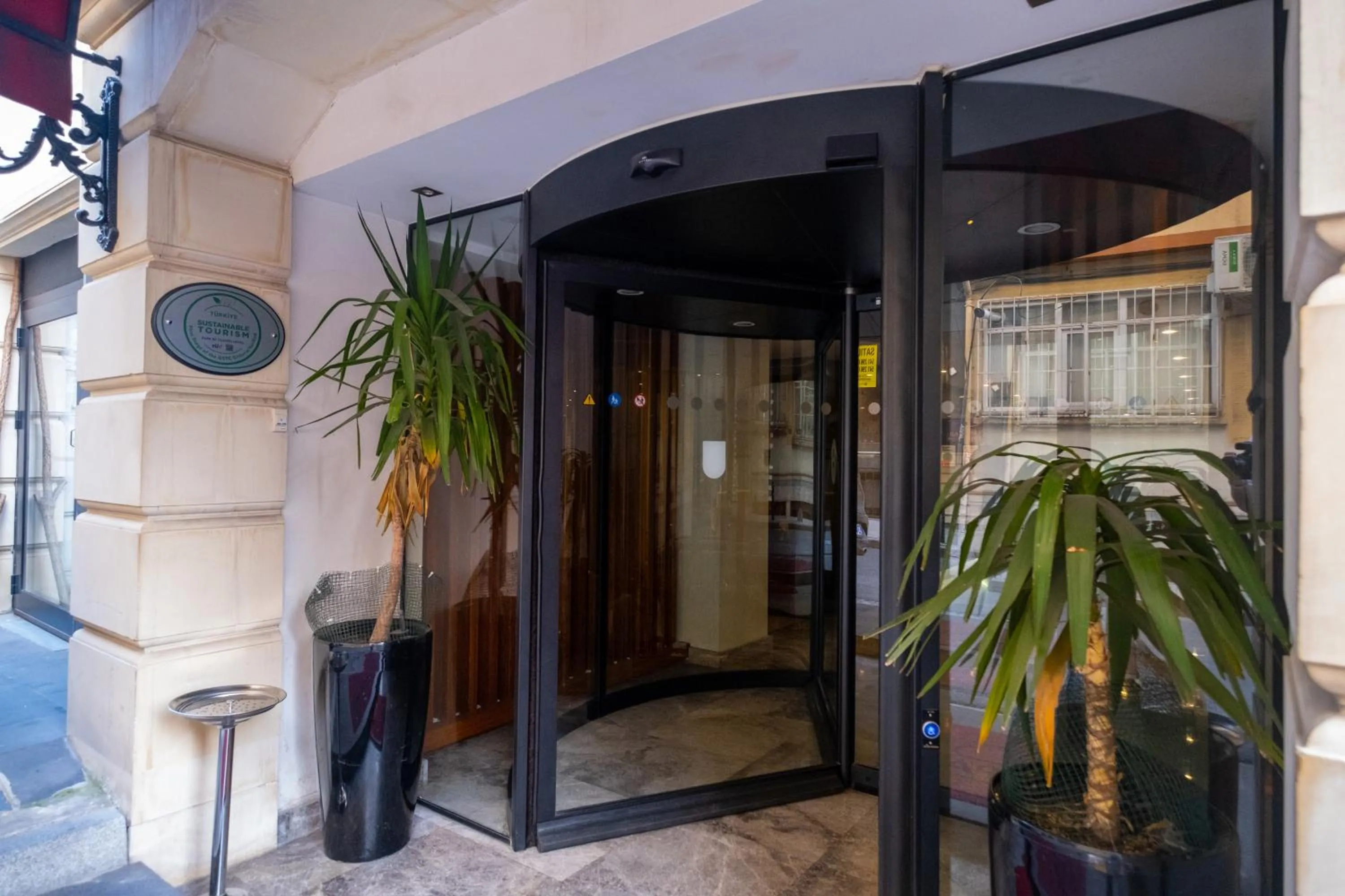 Off site in Park by Clover Nişantaşı Harbiye Şişli