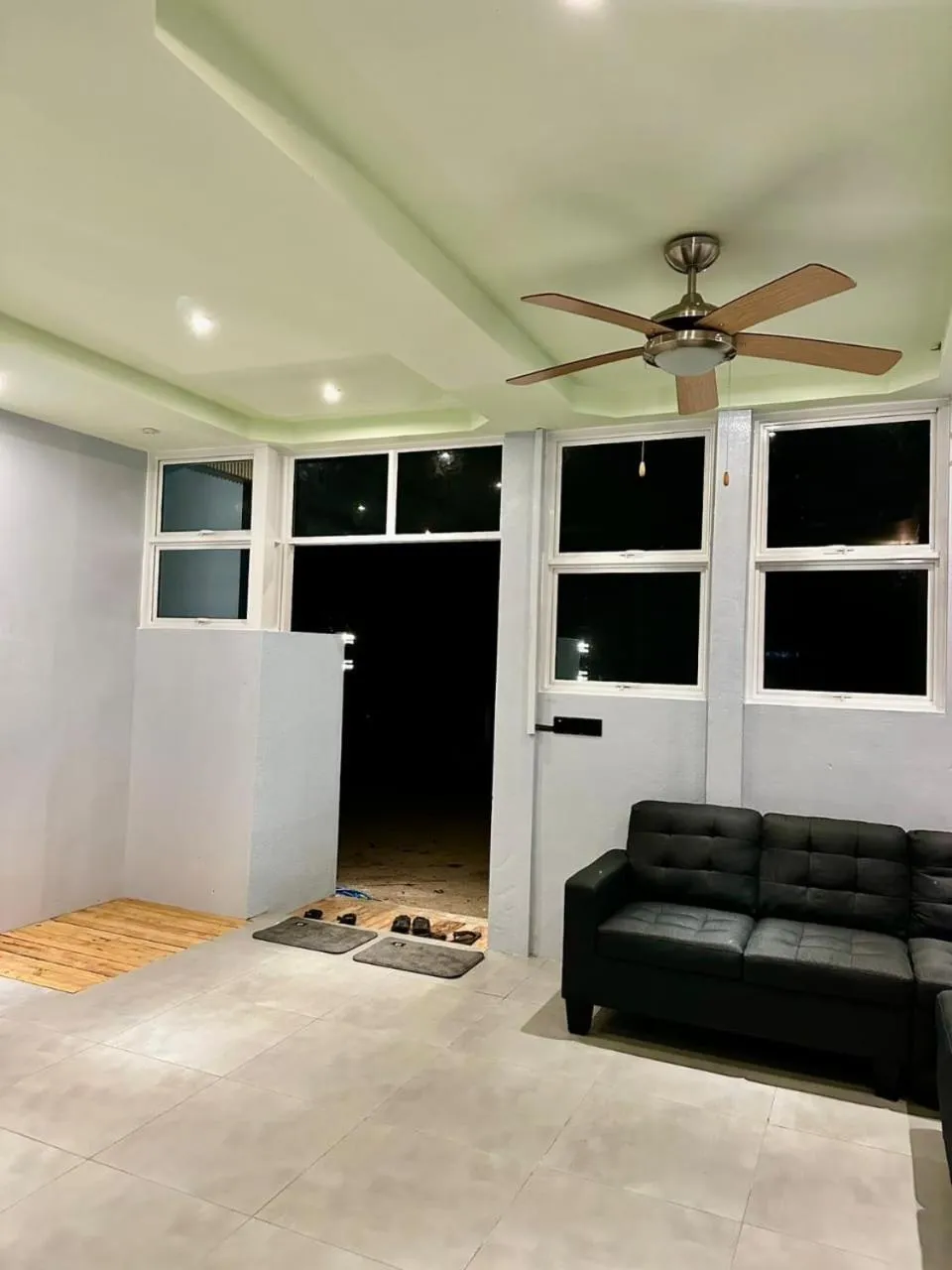 Seating area in Skyinn omadhoo