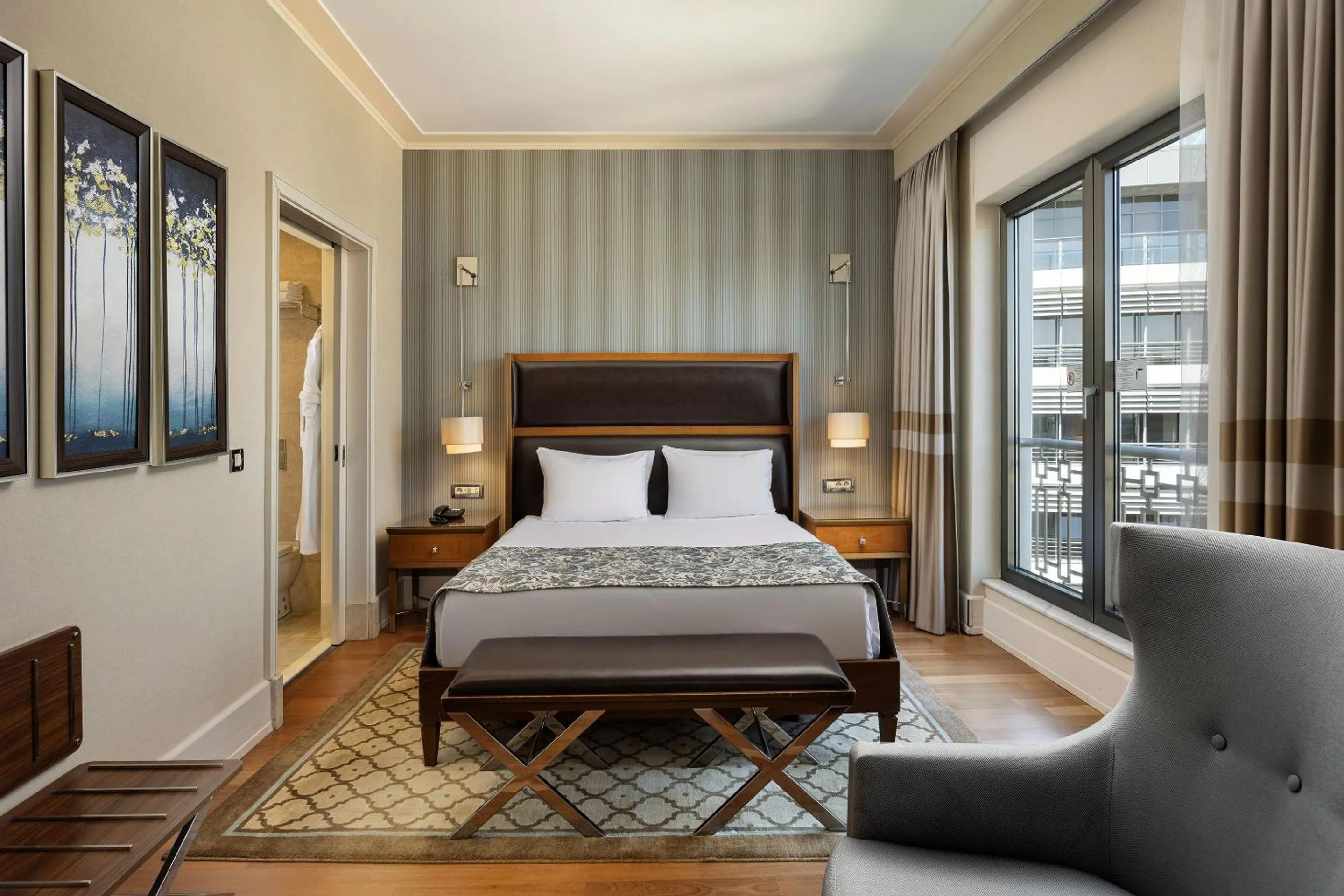 Bed in Titanic City Taksim