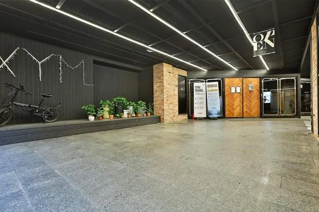 Anyang Premier Hotel XYM