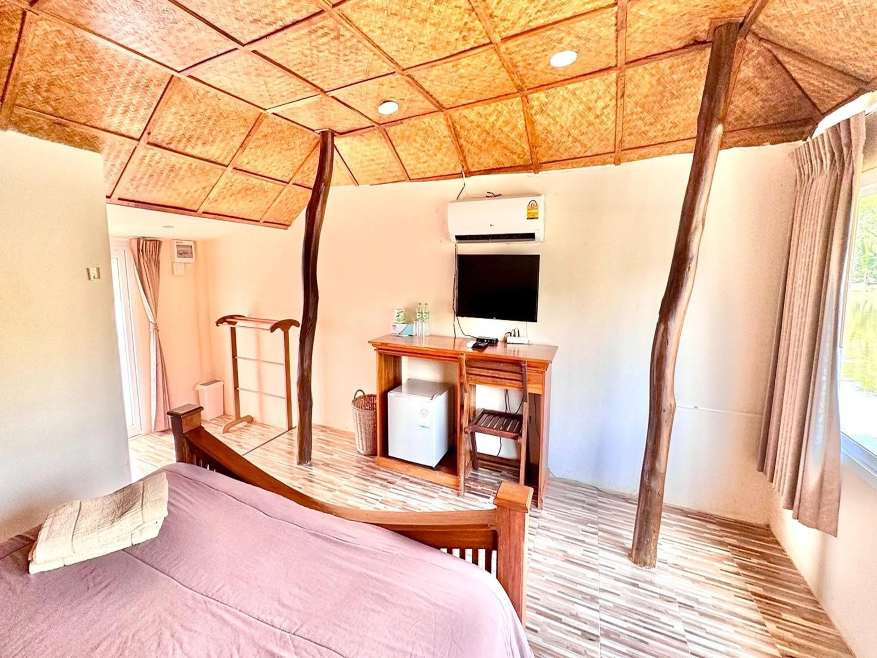 Bedroom, Bed in Fahluang Resort