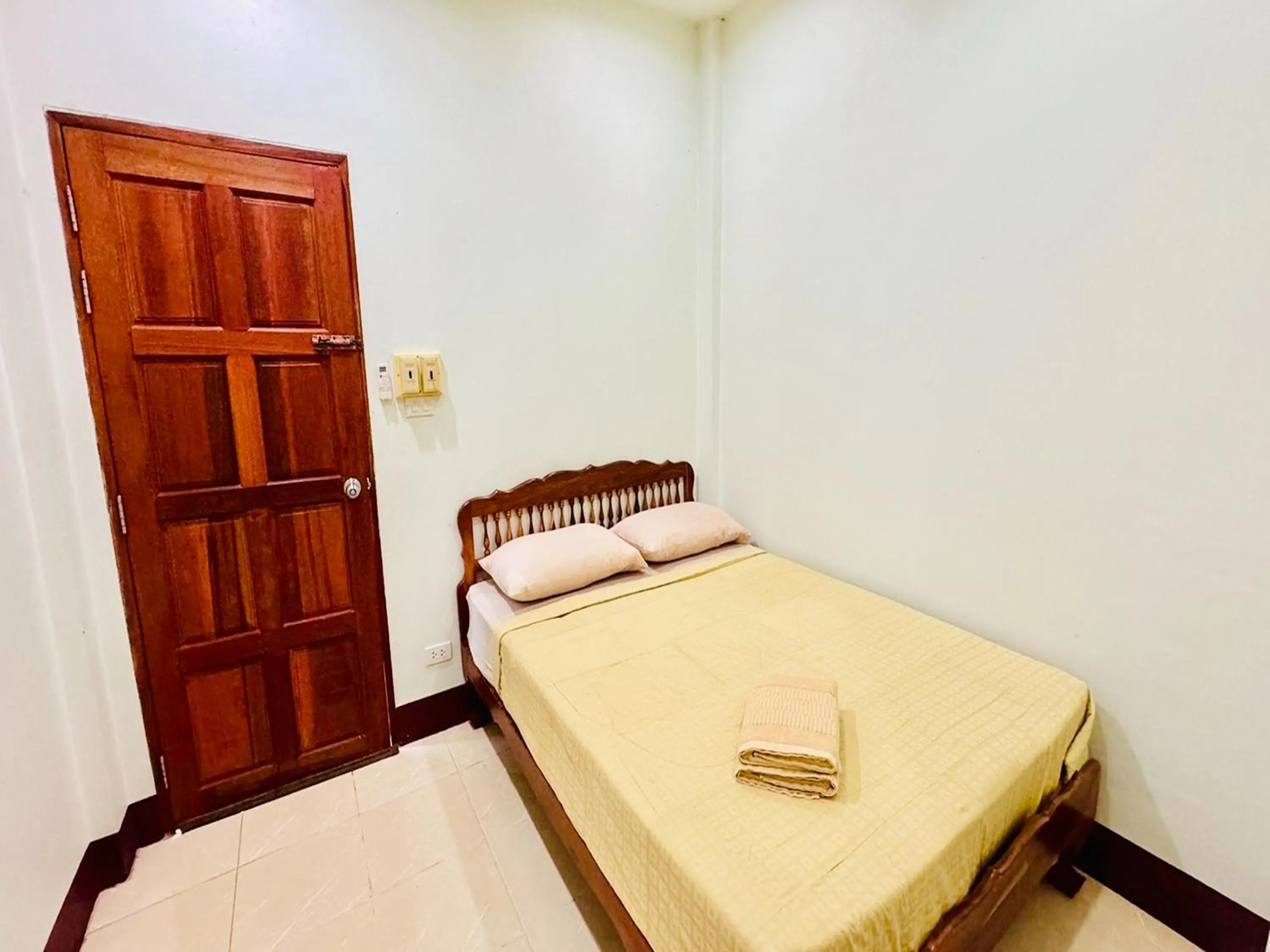 Bed in Fahluang Resort