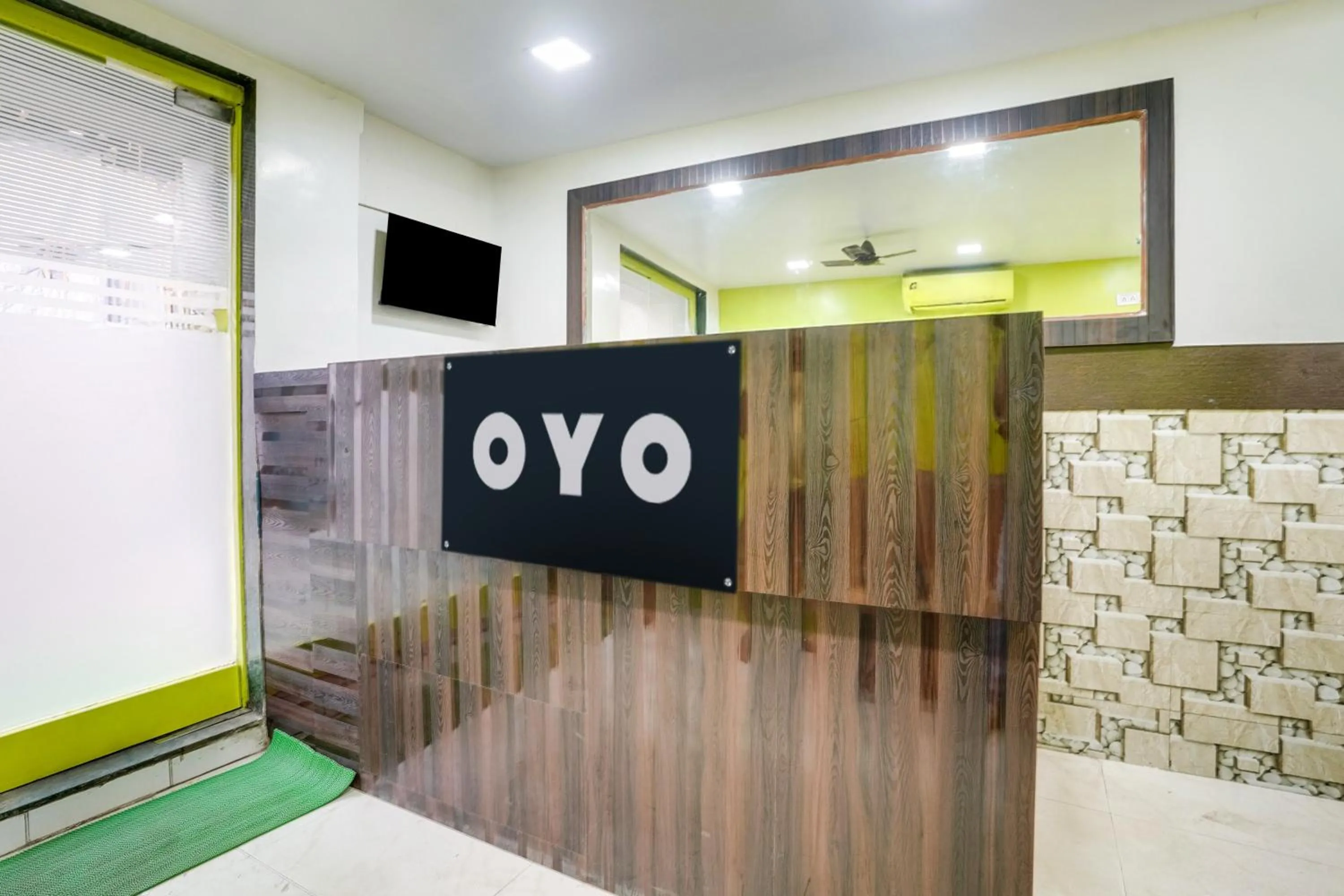 Lobby or reception in Hotel O Om Sai Palace