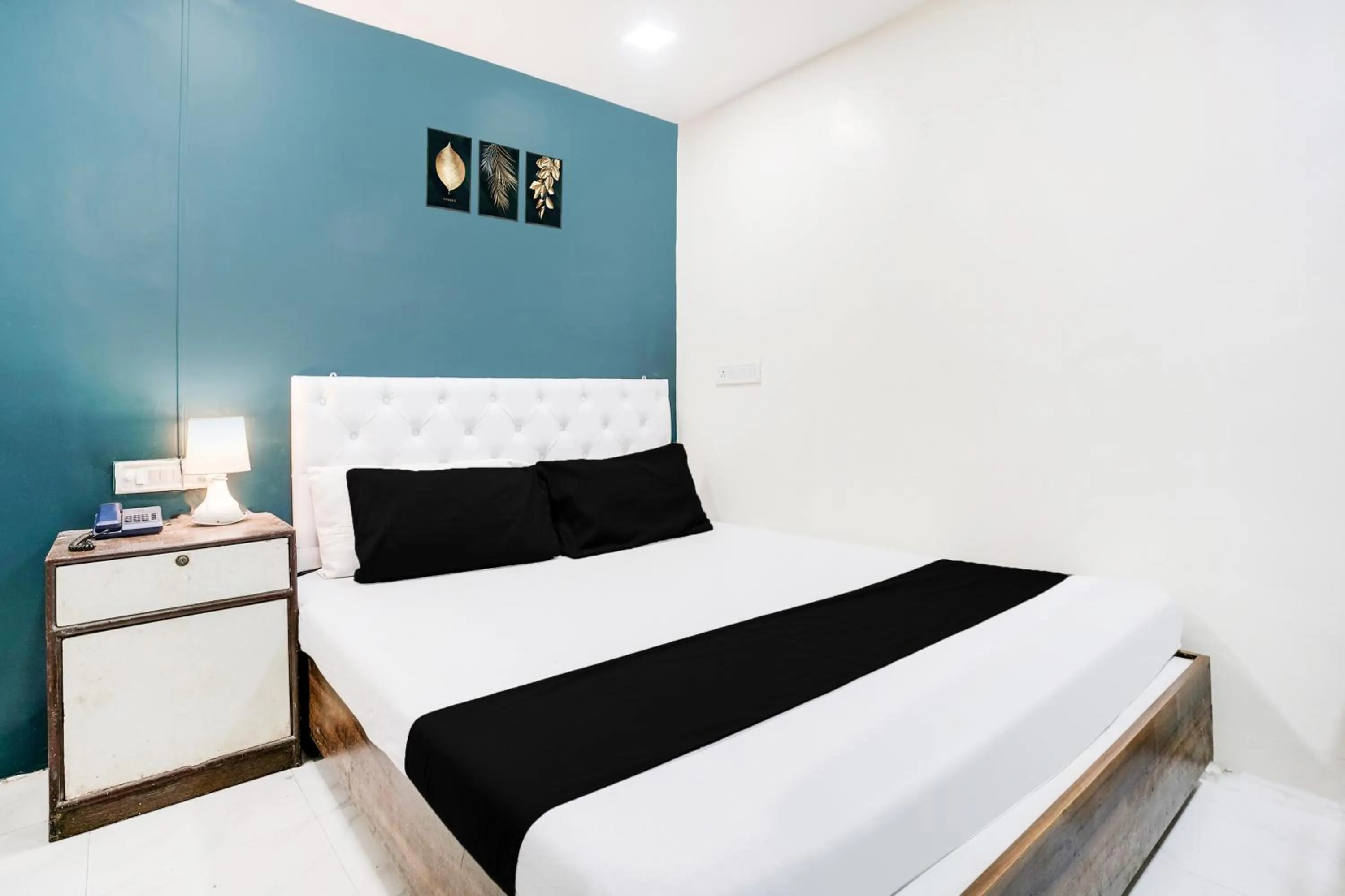 Bedroom in Hotel O Om Sai Palace