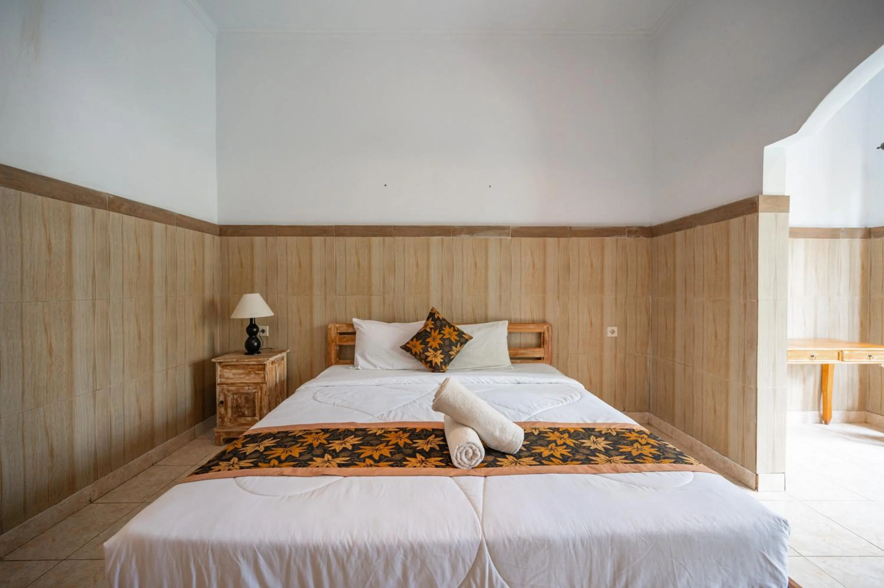 Bedroom, Bed in Agung Homestay Canggu Mitra RedDoorz