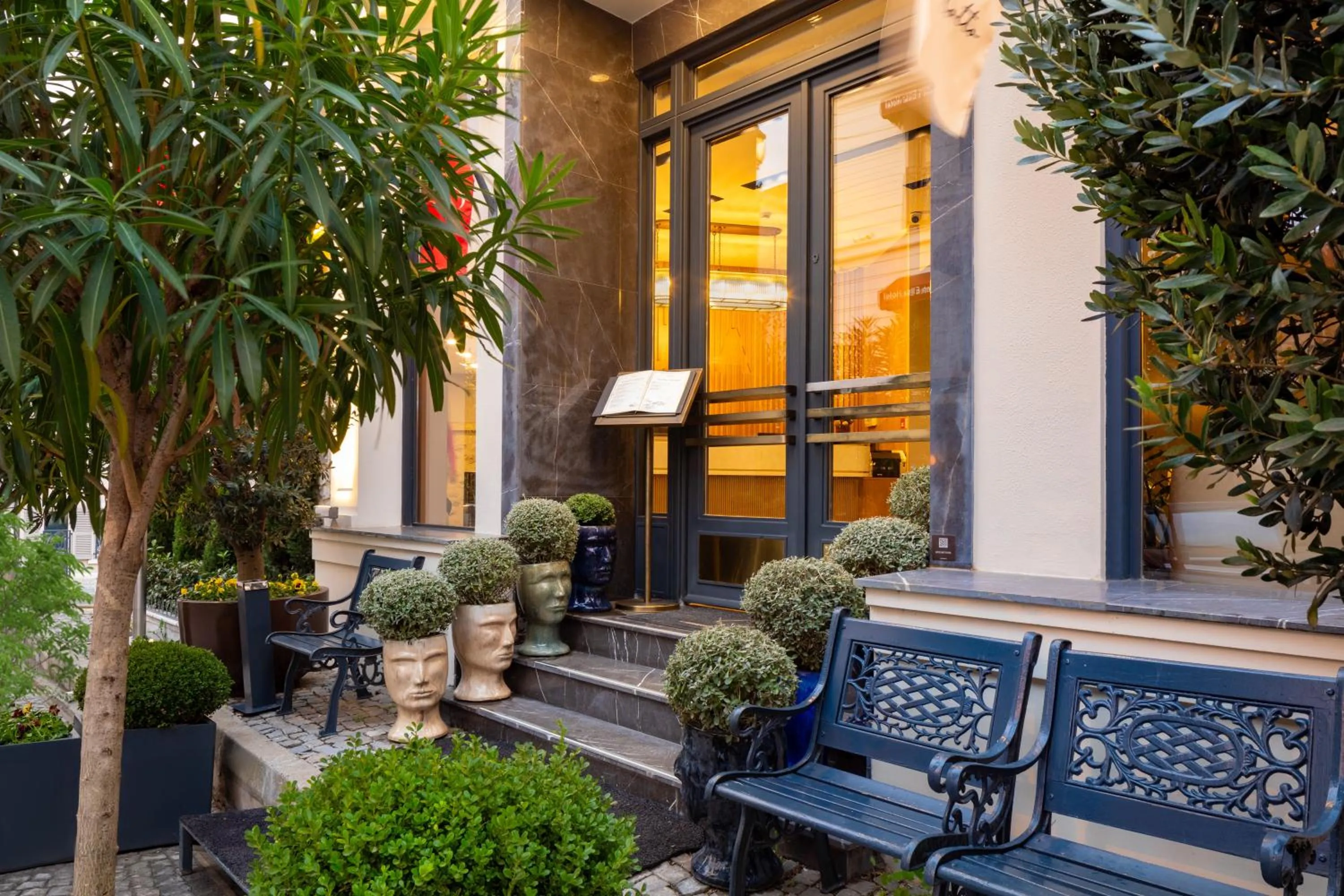 Property building in Me by Mula