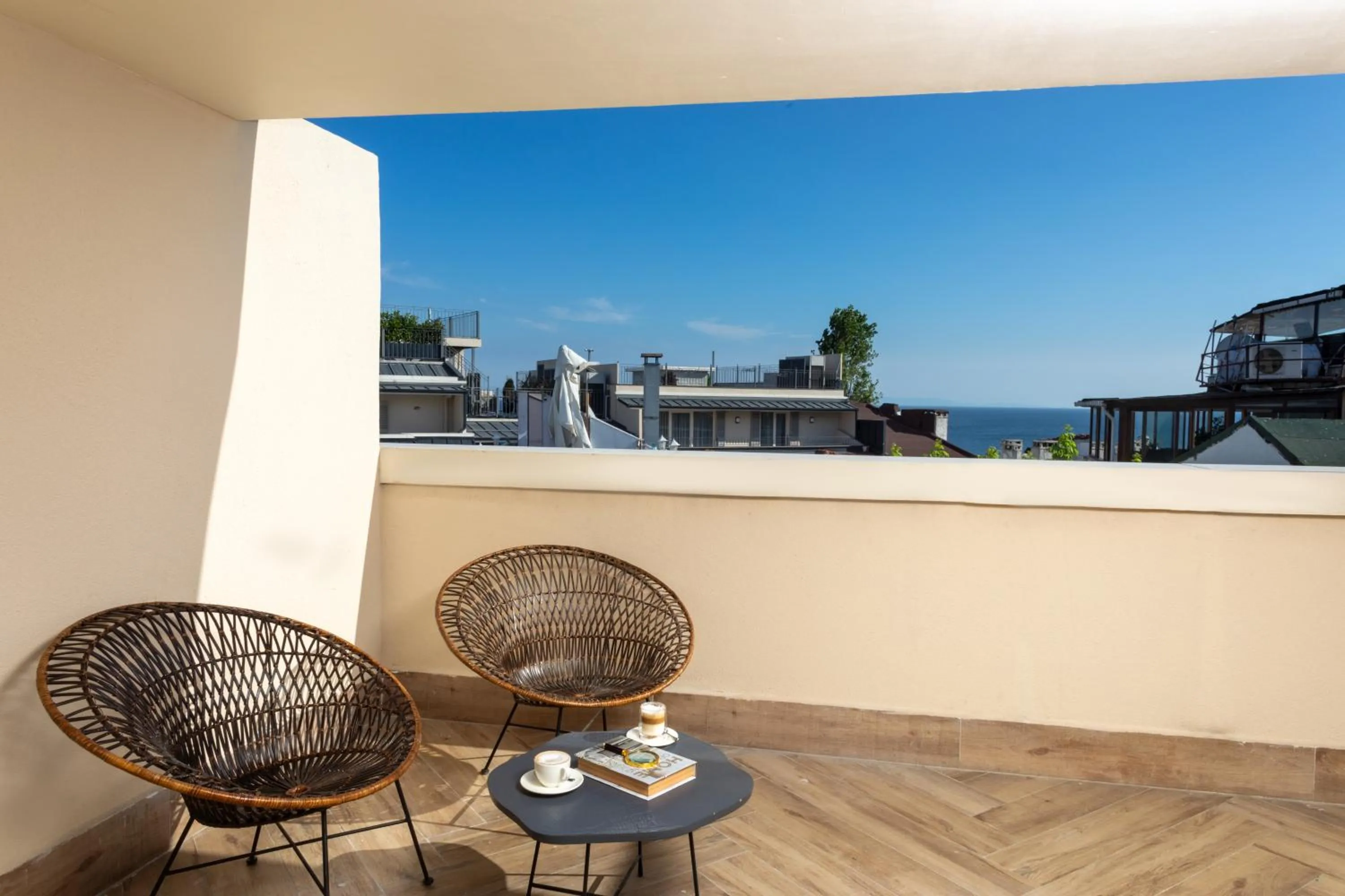 Balcony/Terrace in Me by Mula