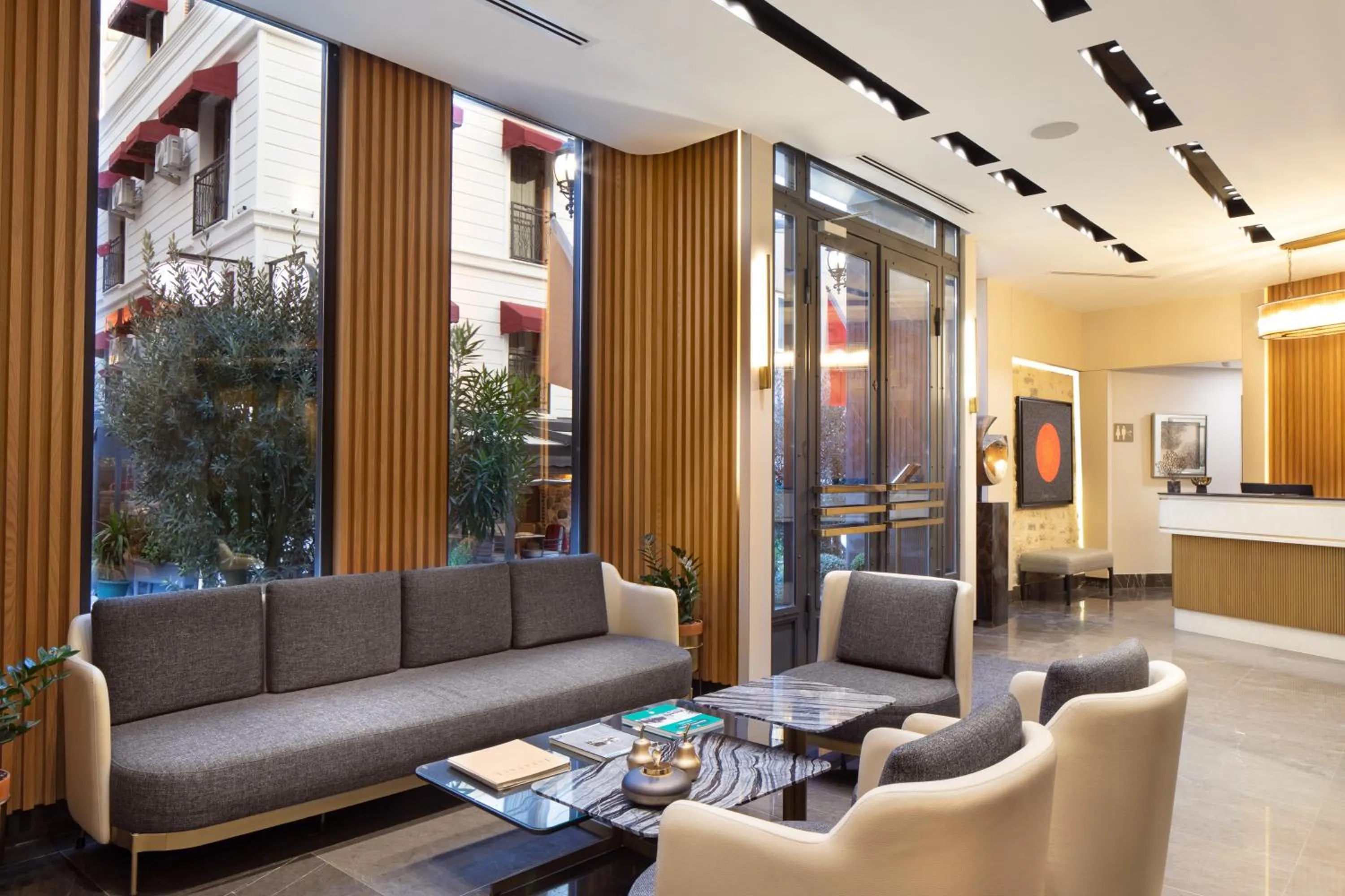 TV and multimedia in Me by Mula