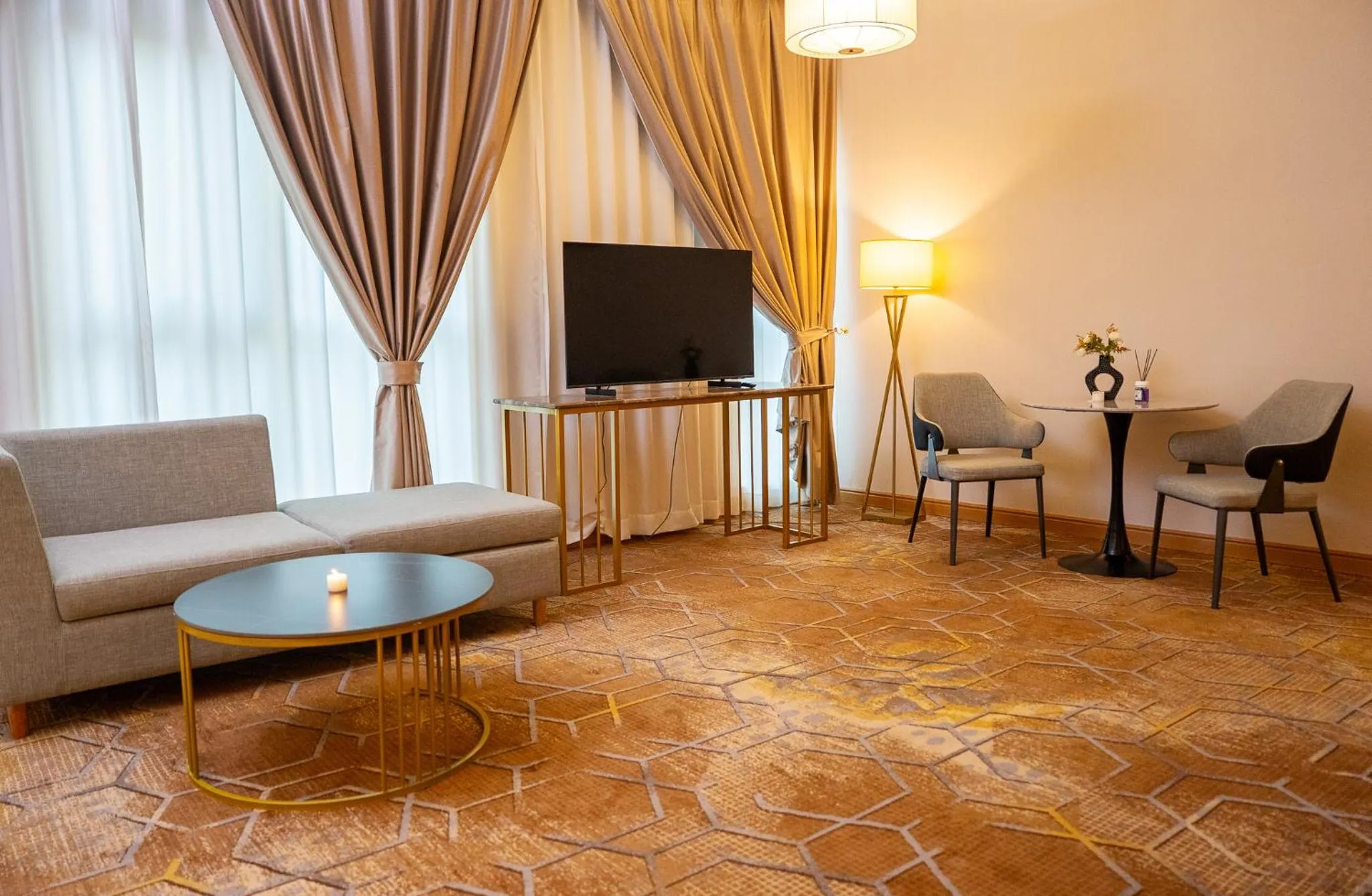 Living room in La Zona Continental Hotel