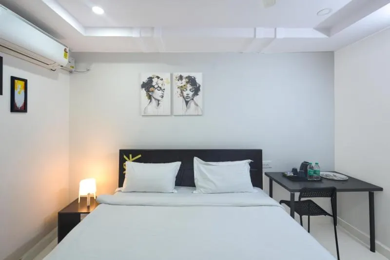 Photo of the whole room in Hivee Hotel