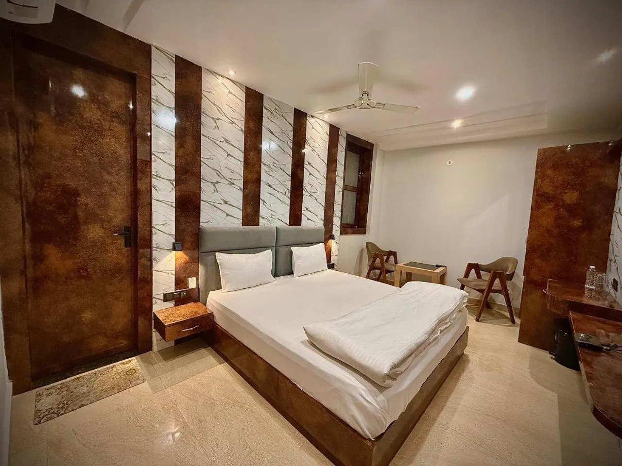 Bed in Hotel Lata Continental