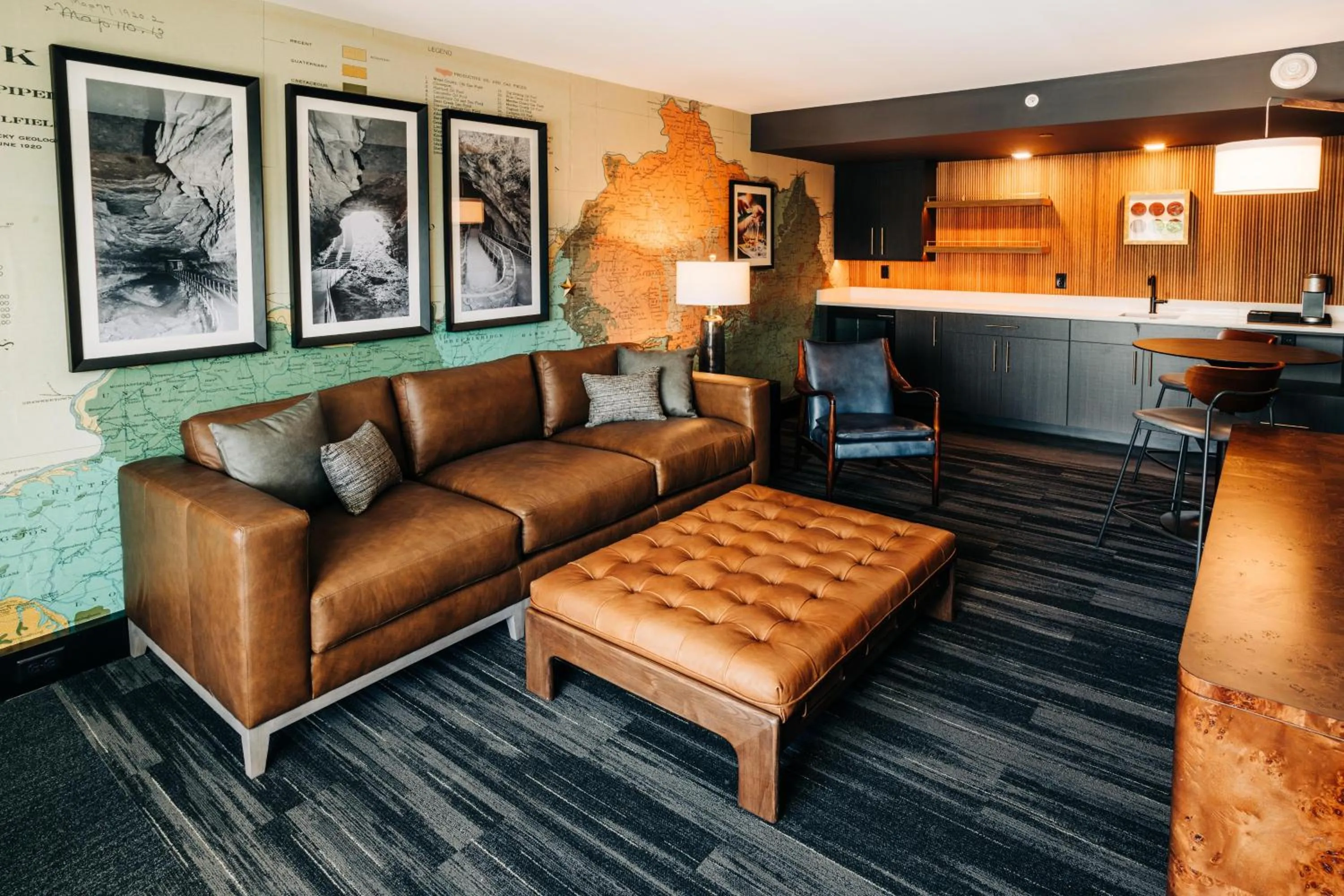 Living room in The Trail Hotel