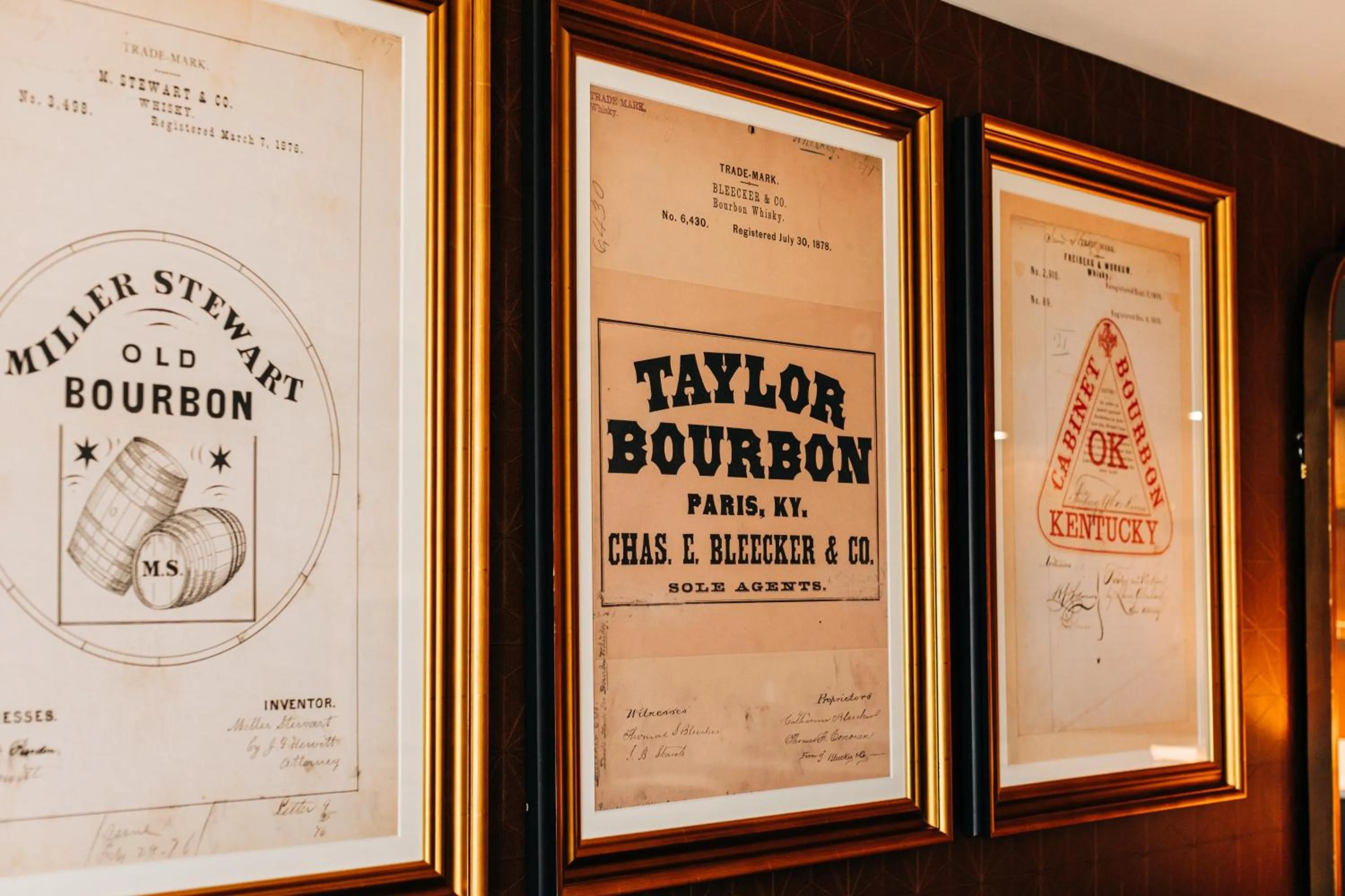 Living room in The Trail Hotel