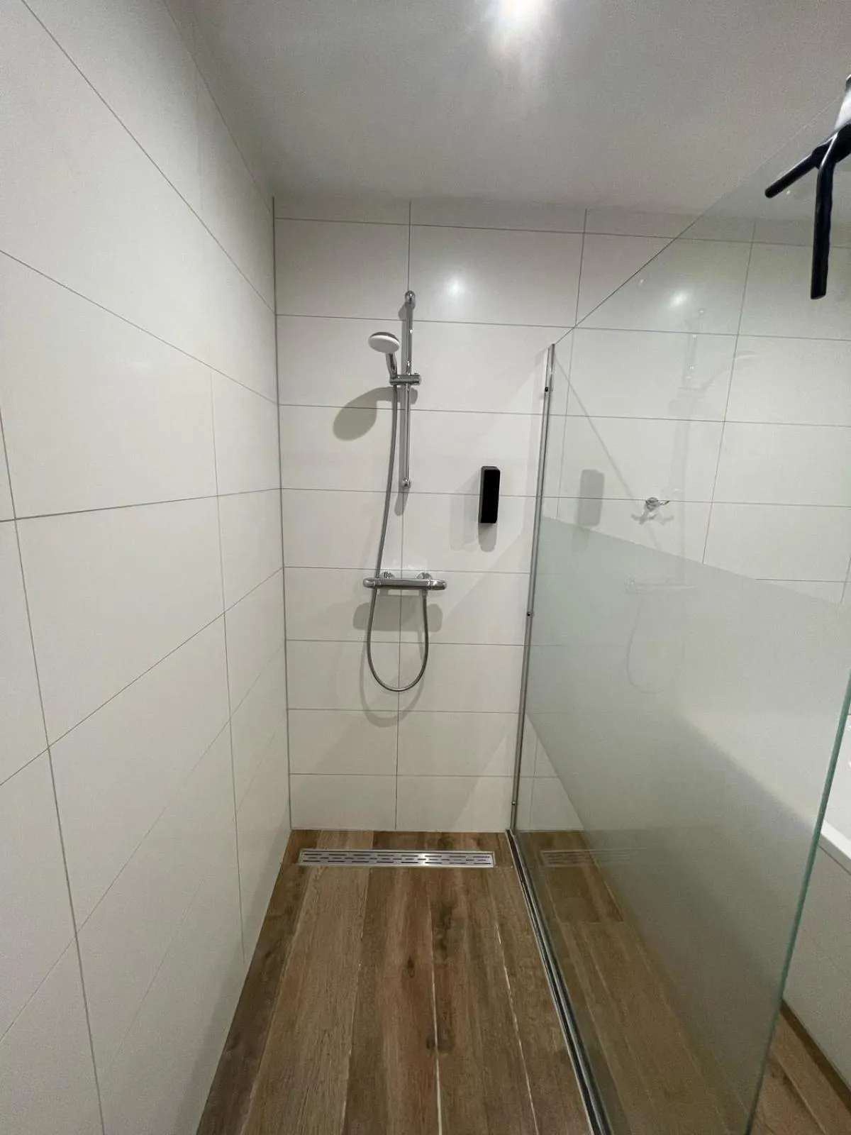 Bathroom in In de Witte Dame Hotel Bar Kitchen Apartments