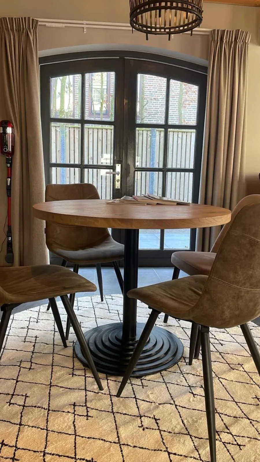 Seating area in In de Witte Dame Hotel Bar Kitchen Apartments