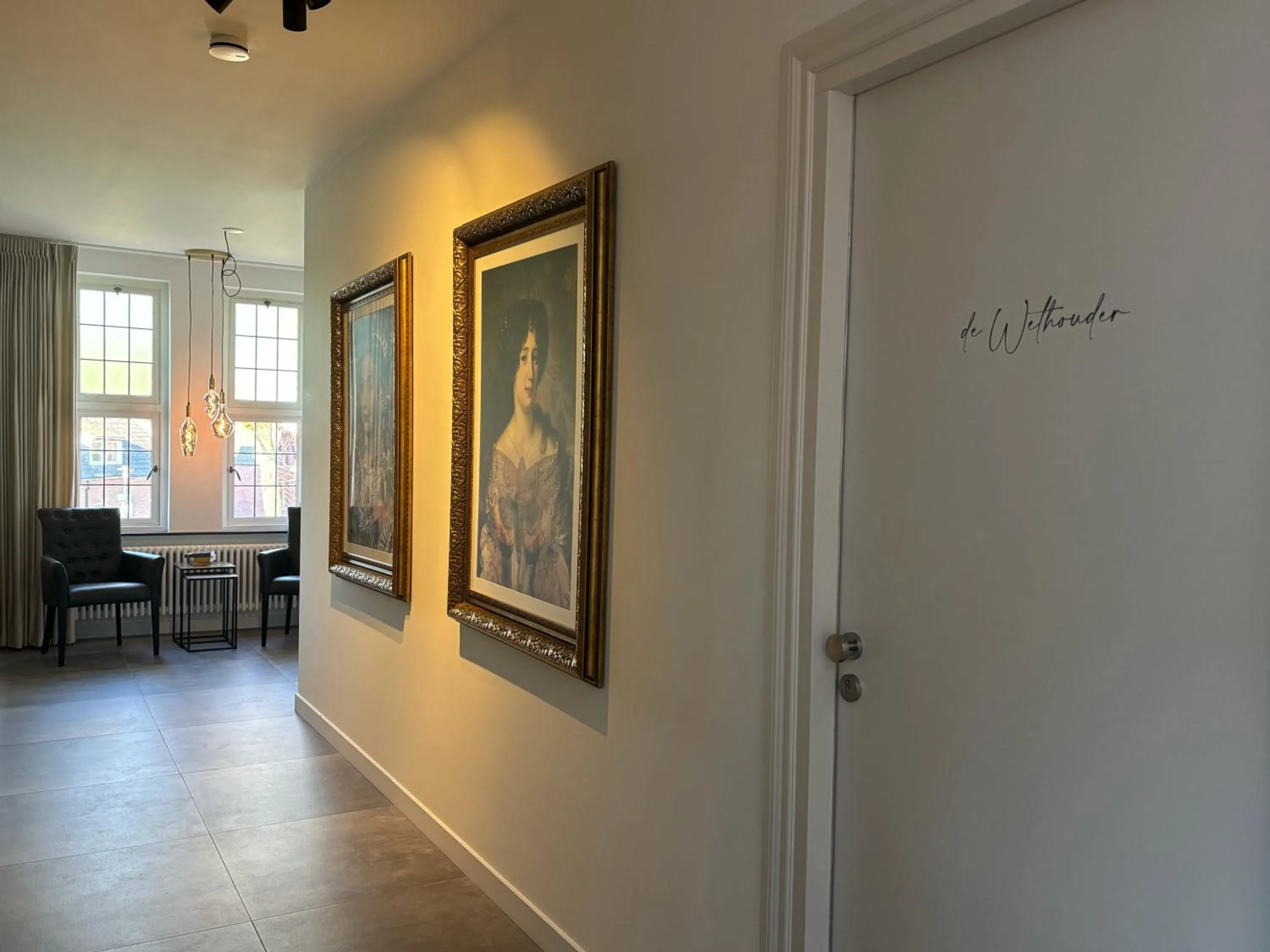 In de Witte Dame Hotel Bar Kitchen Apartments