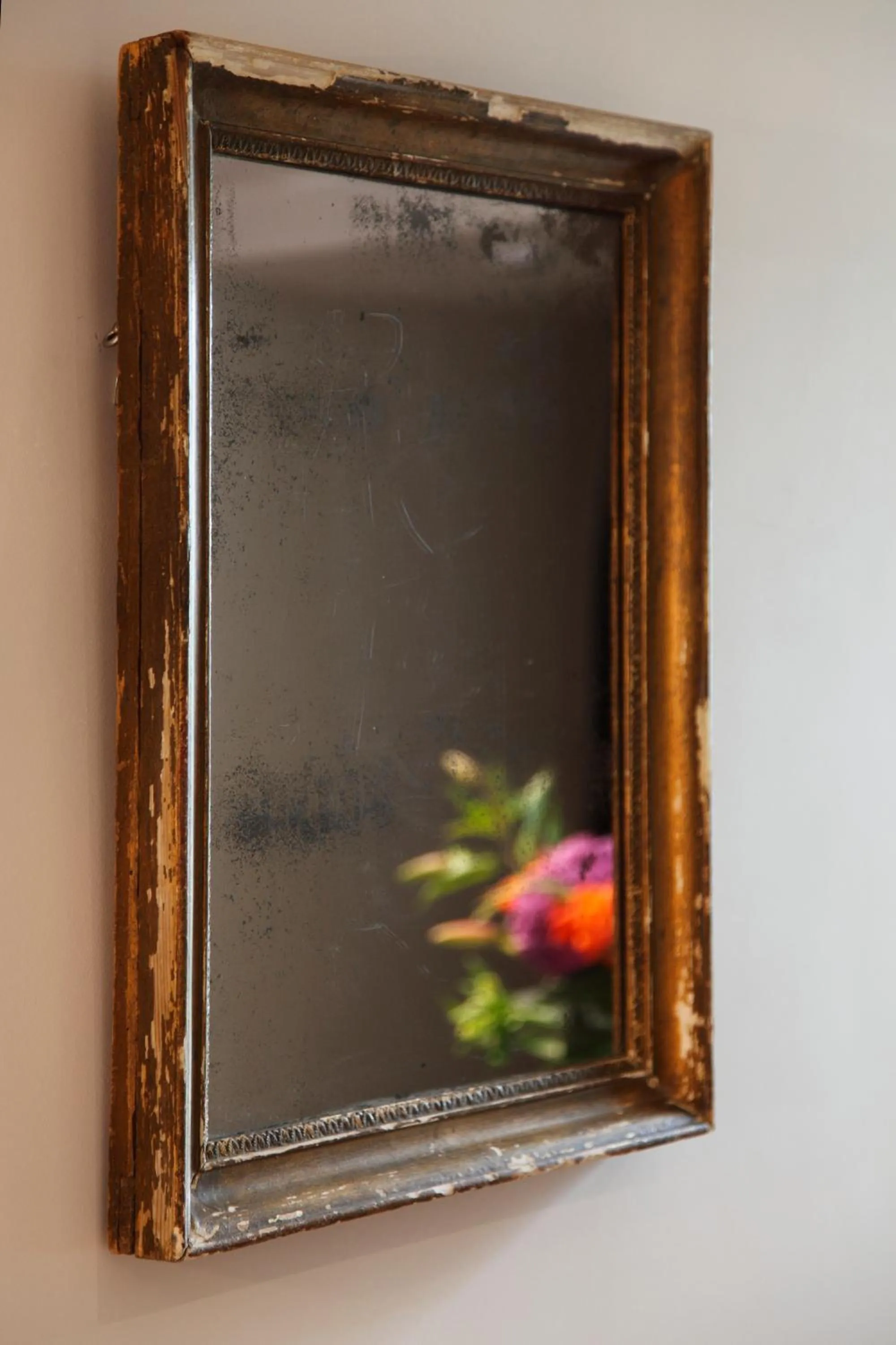 Decorative detail in In de Witte Dame Hotel Bar Kitchen Apartments