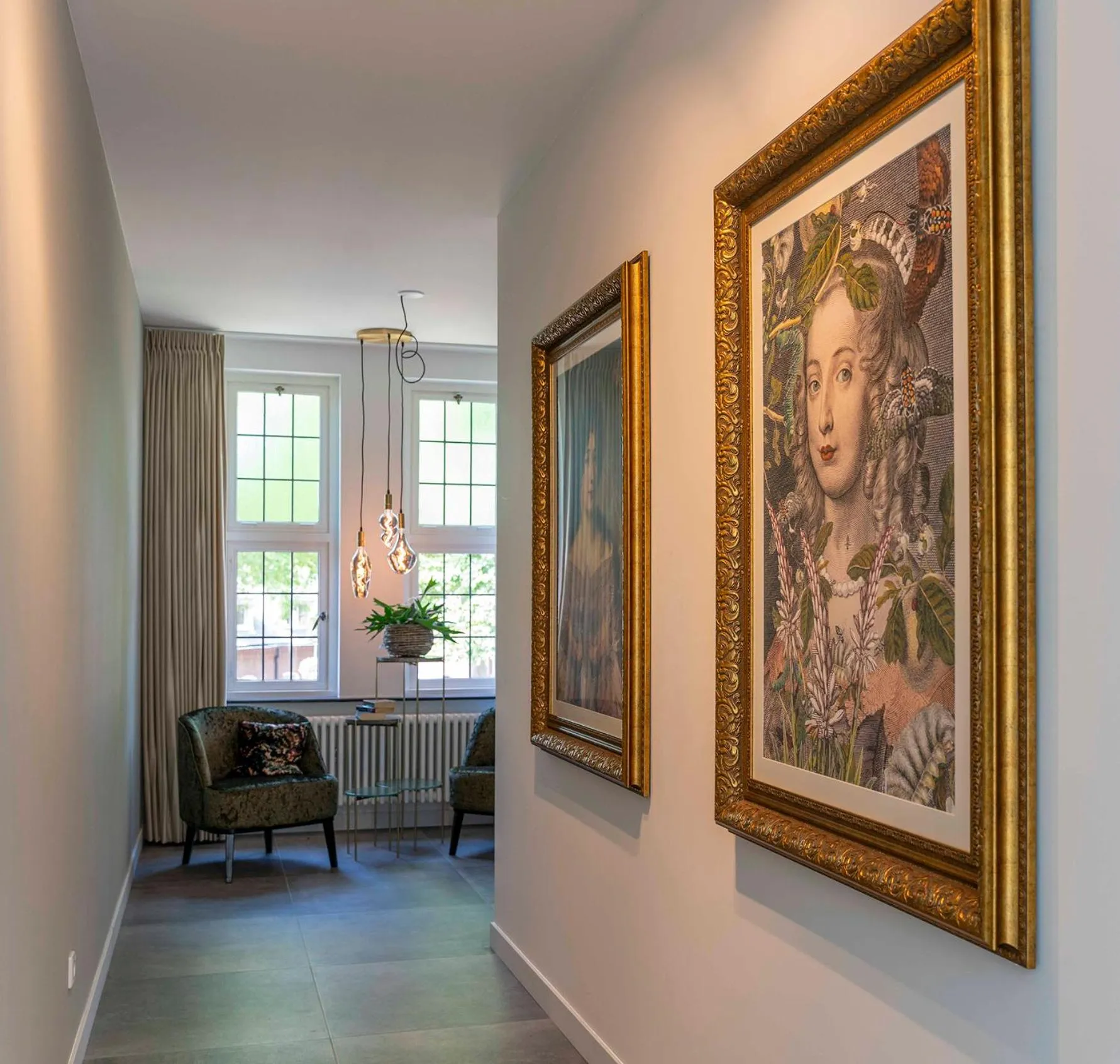 Decorative detail in In de Witte Dame Hotel Bar Kitchen Apartments