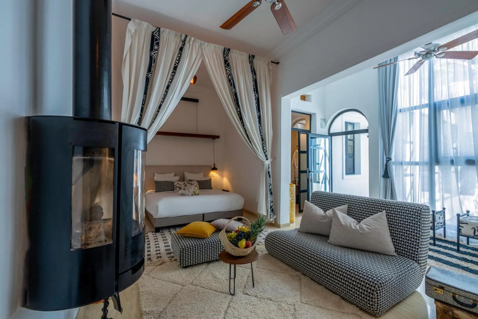 fireplace, Bed in Maison H Kasbah