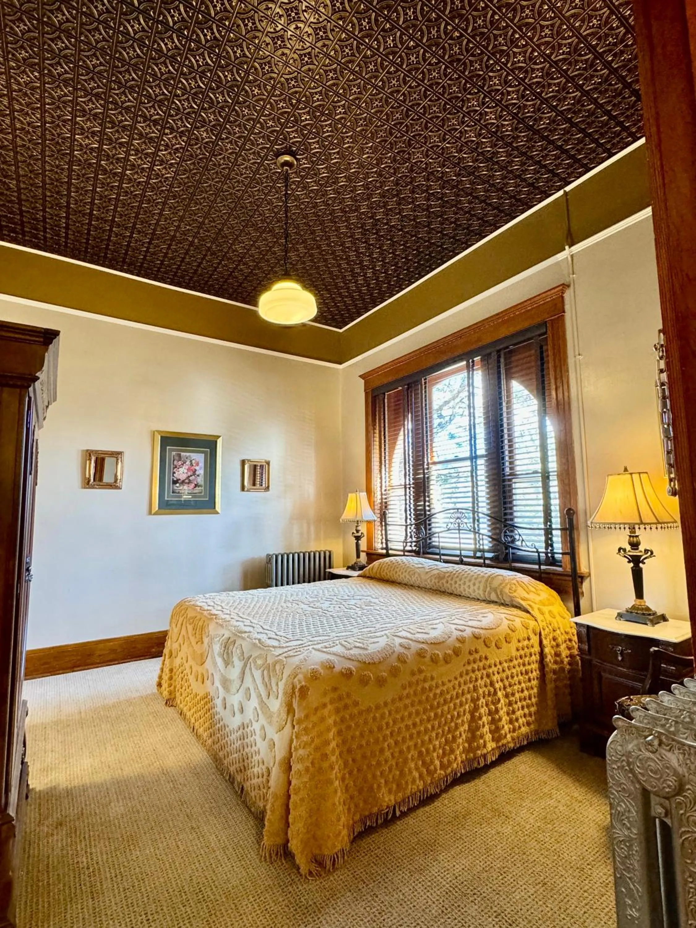 Bedroom, Bed in Cripple Creek Hospitality House