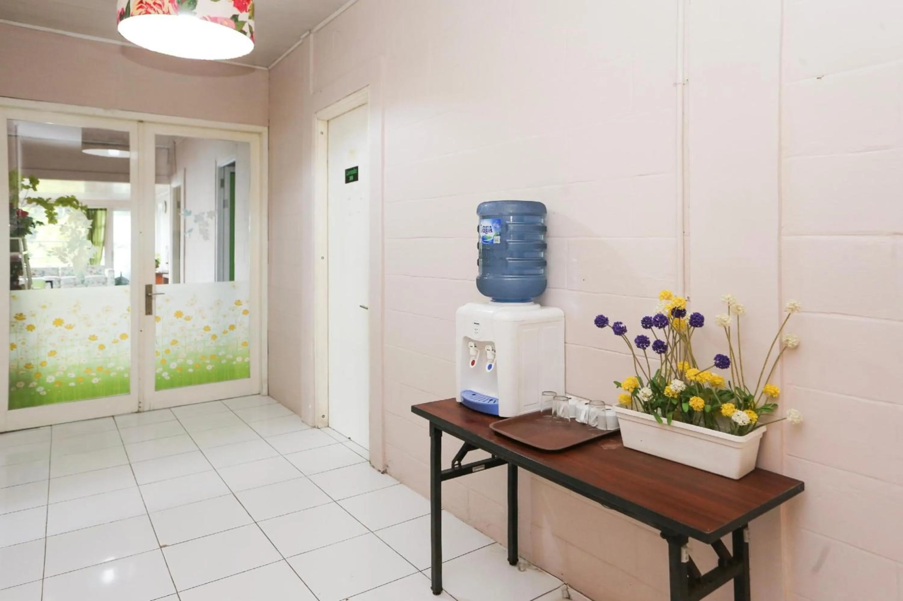 Lobby or reception in Collection O Bogor Puncak Near Gunung Mas Formerly Villa Bunga Bunga