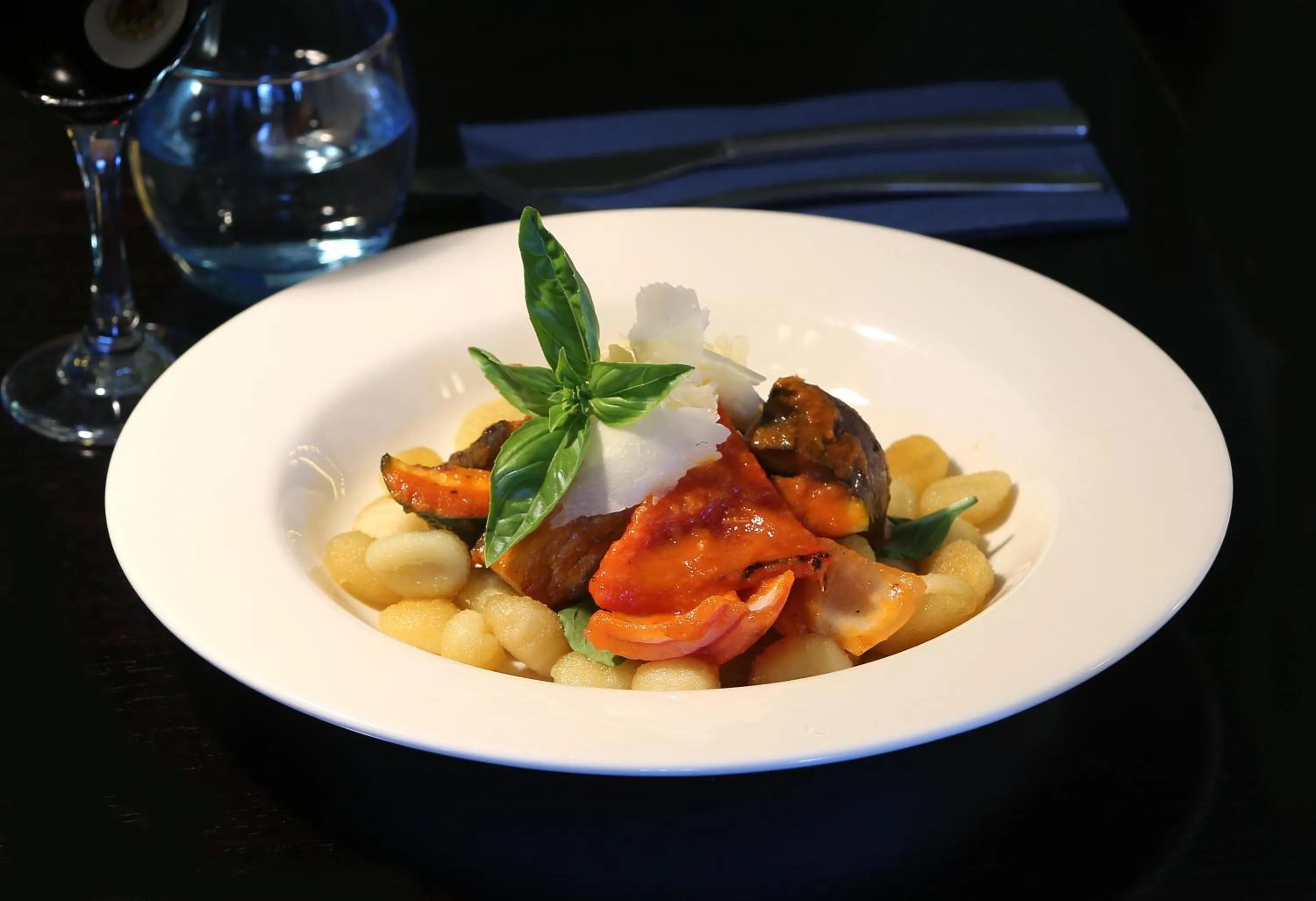 Food and drinks in Kermandie Hotel