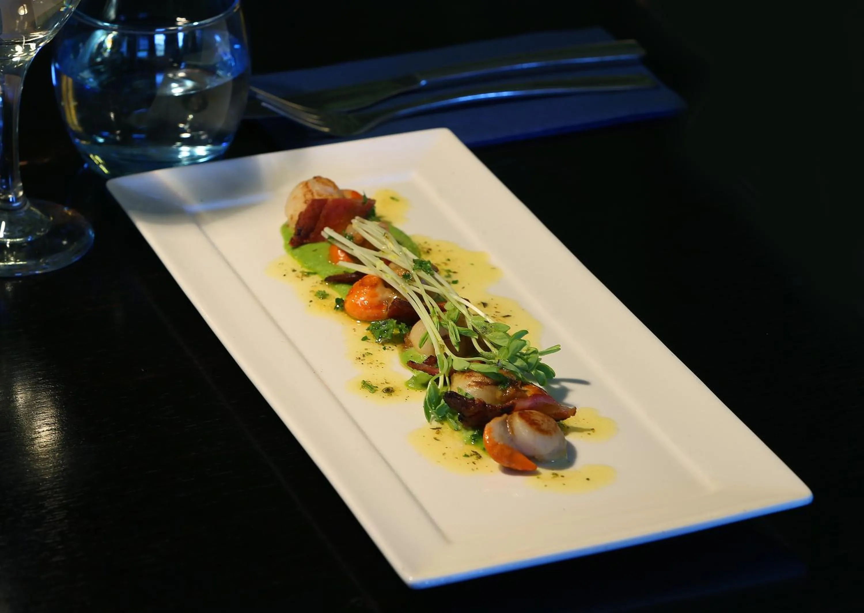 Food and drinks in Kermandie Hotel