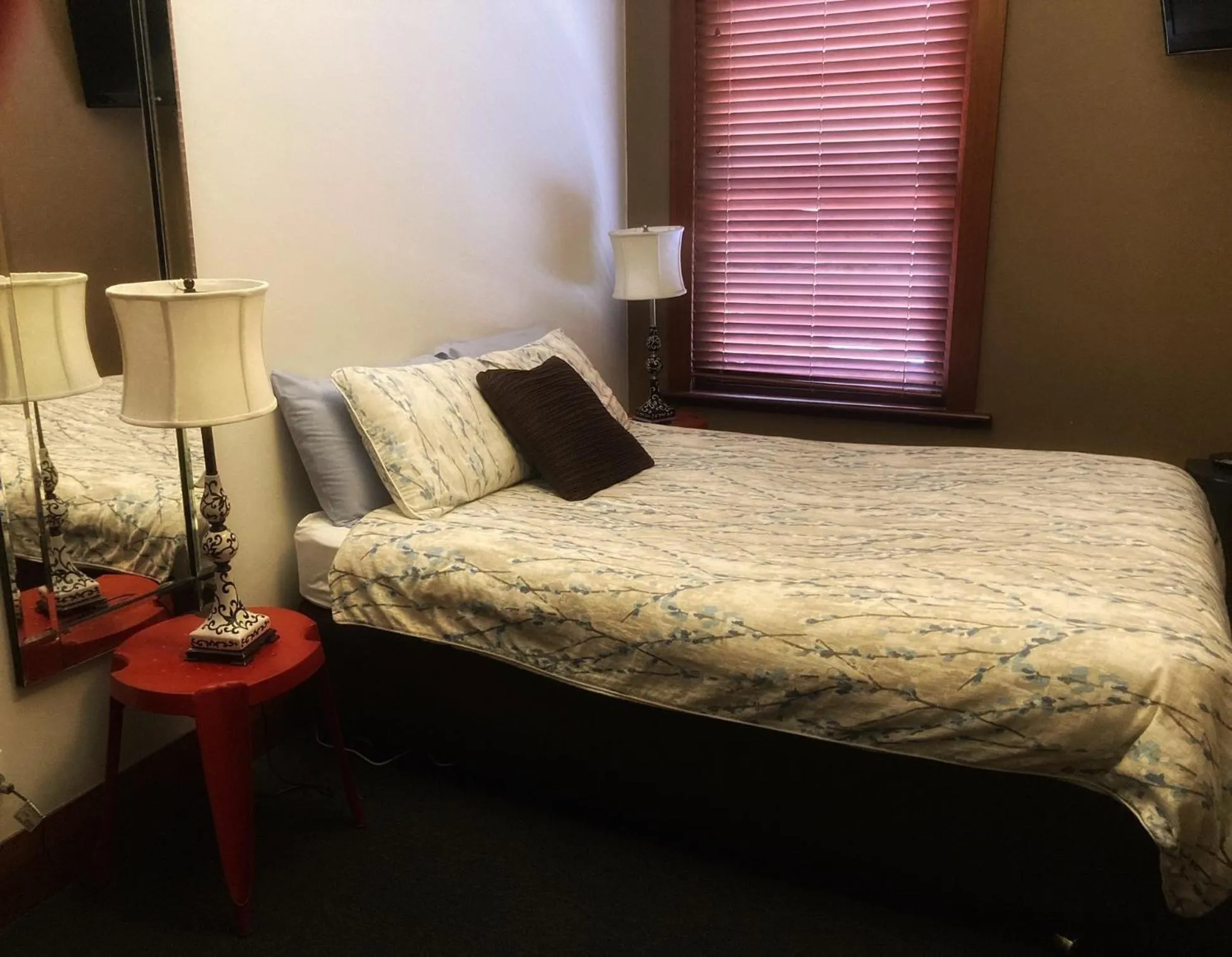 Bed in Kermandie Hotel