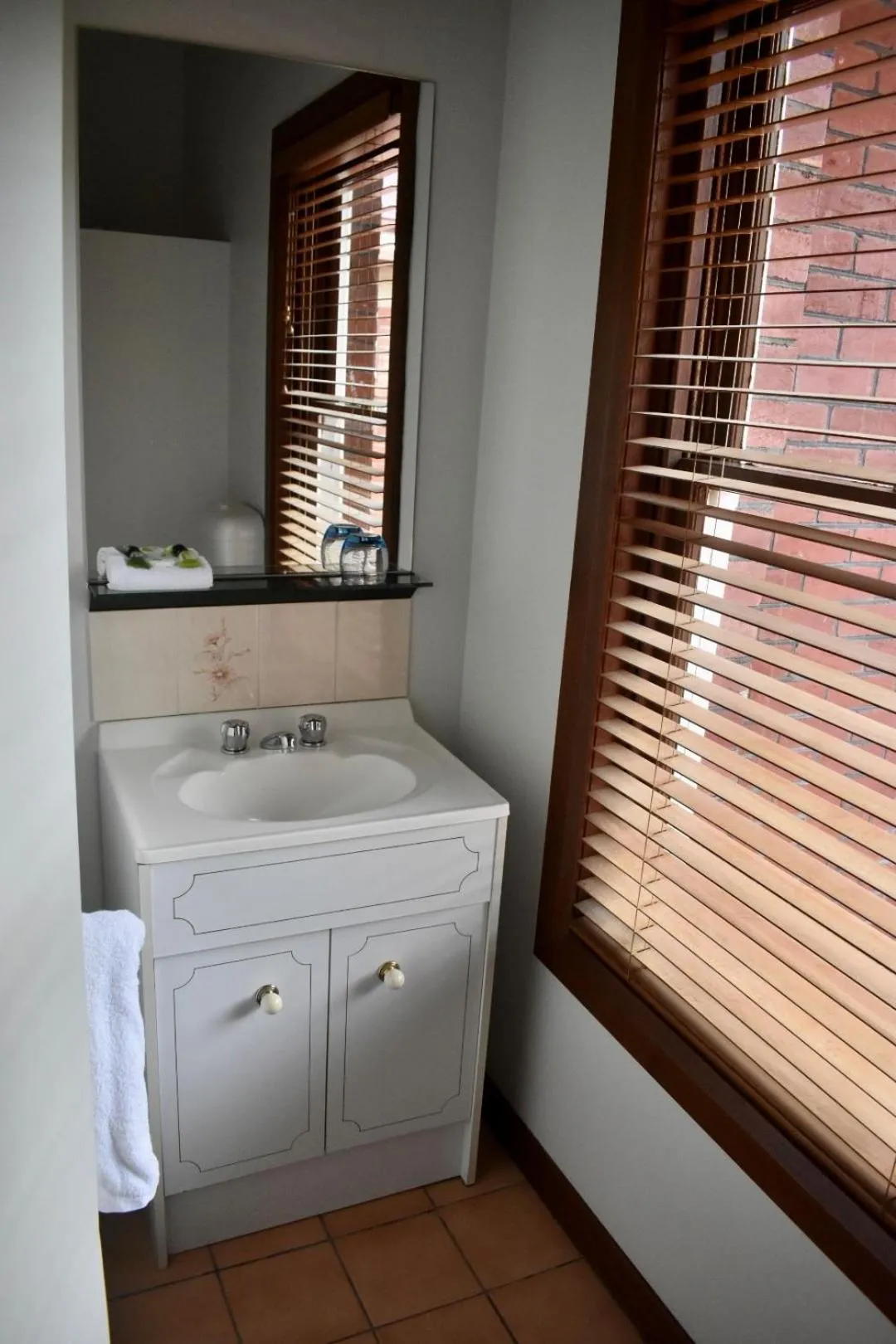 Bathroom in Kermandie Hotel