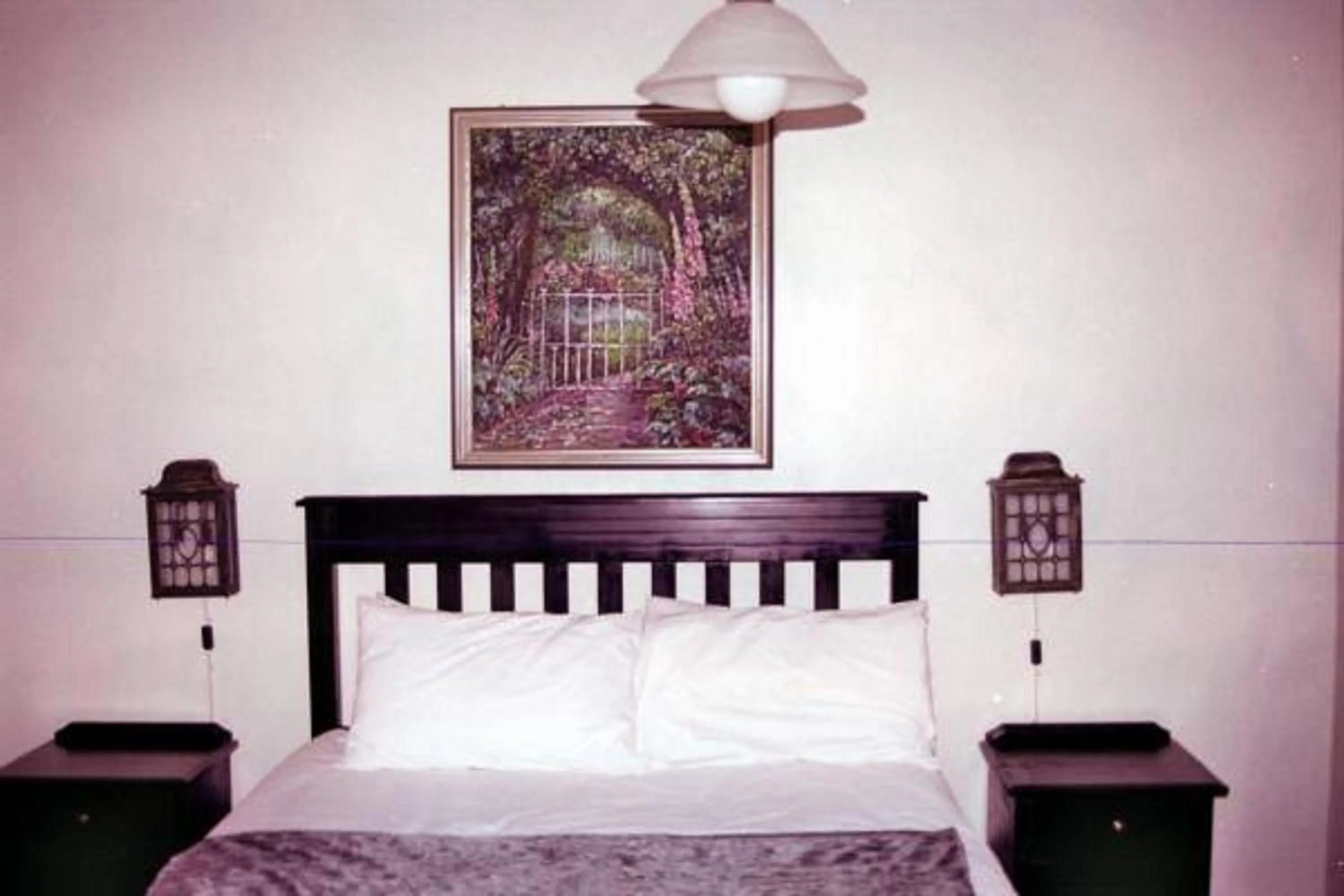 Bedroom, Bed in Aspen Guest House
