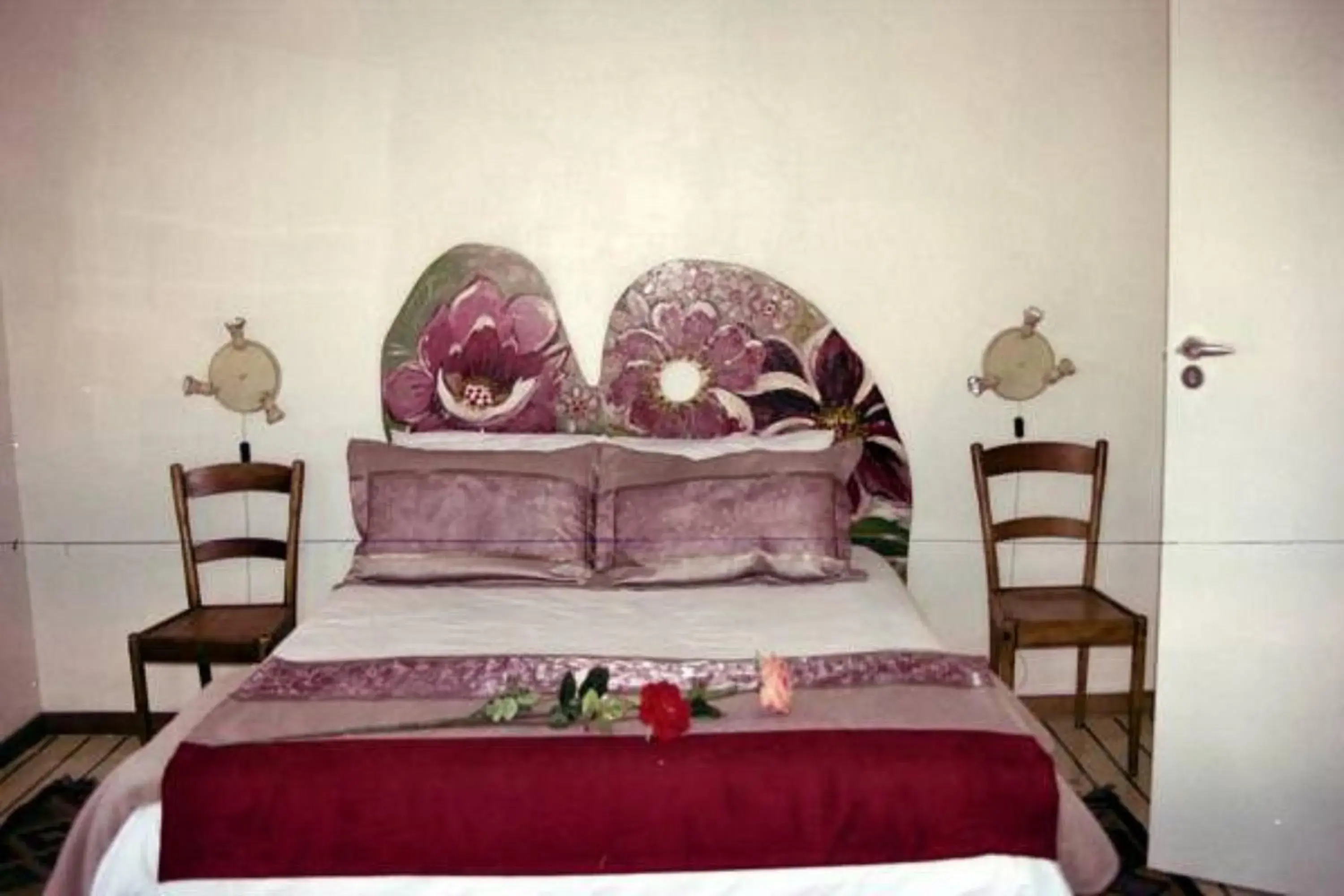 Double Room with Garden View - single occupancy in Aspen Guest House Double Room with Garden View - single occupancy in Aspen Guest House