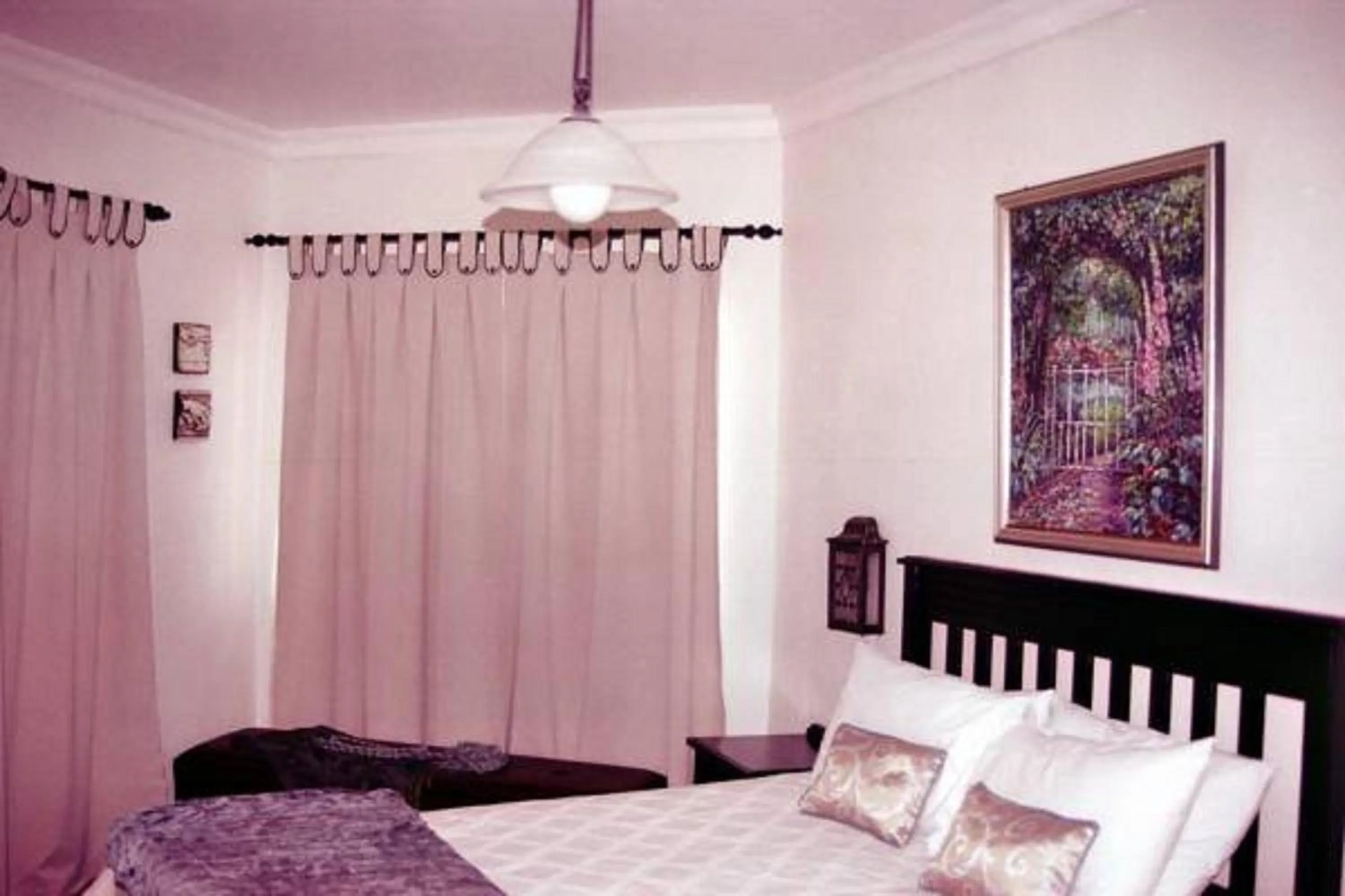 Bedroom, Bed in Aspen Guest House