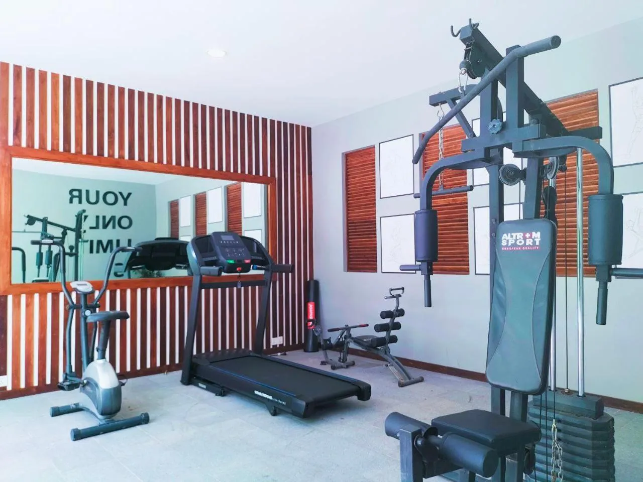 Fitness centre/facilities in Apartment Green Amazon