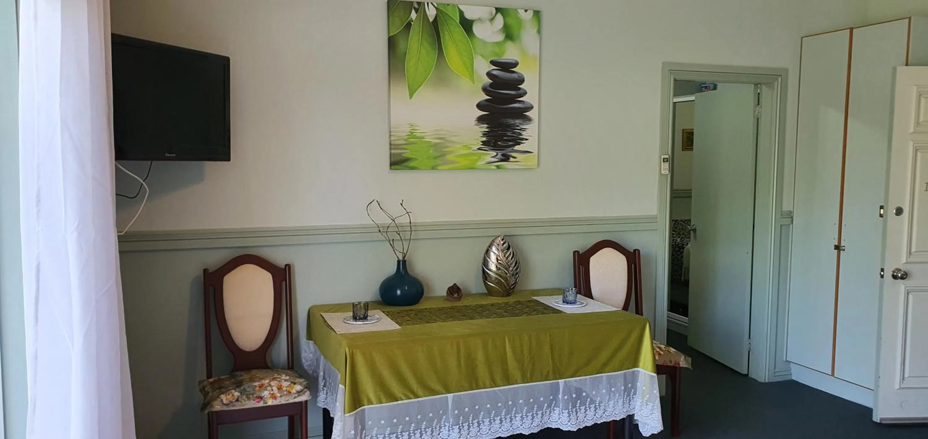 Dining area in Golfview Lodge