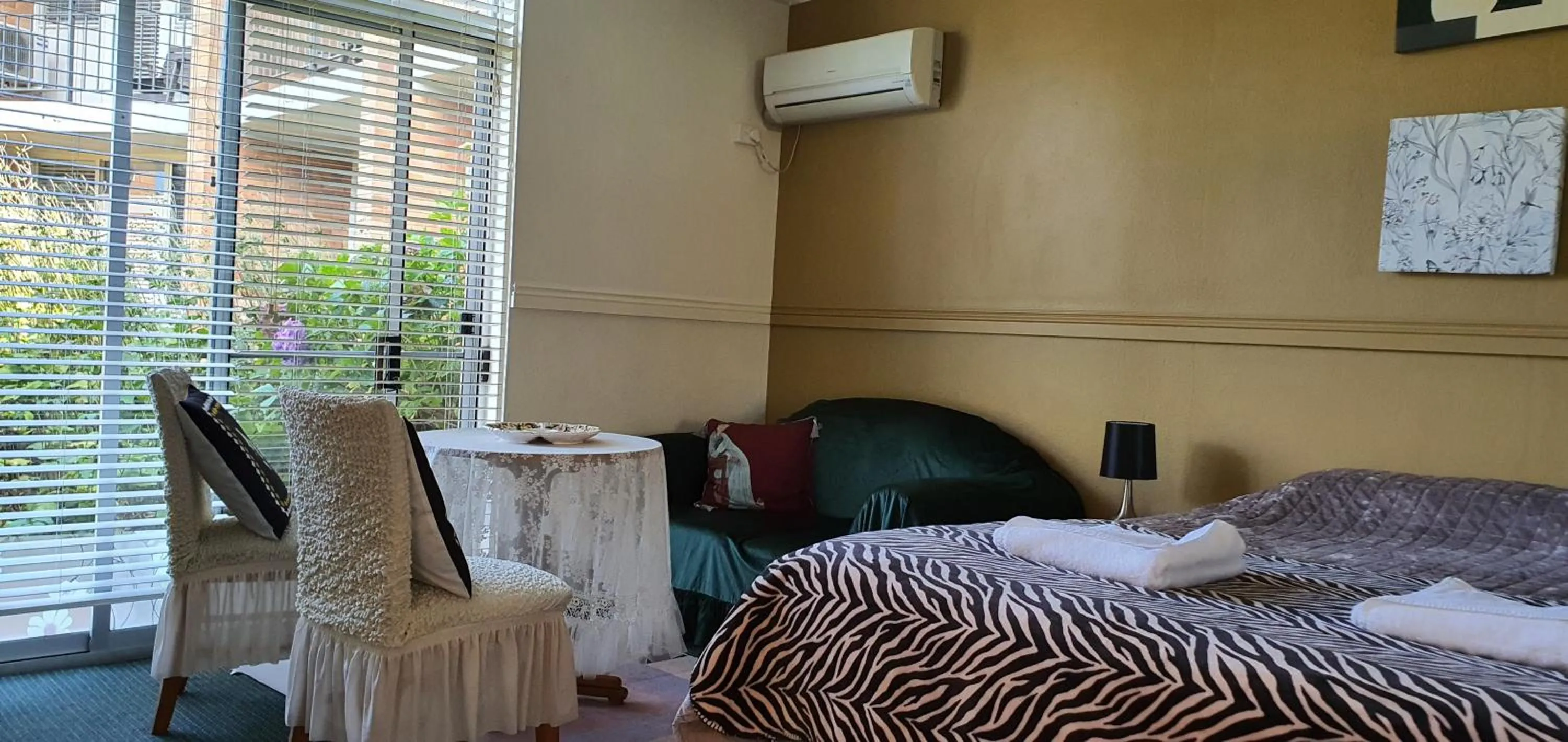 Bed in Golfview Lodge