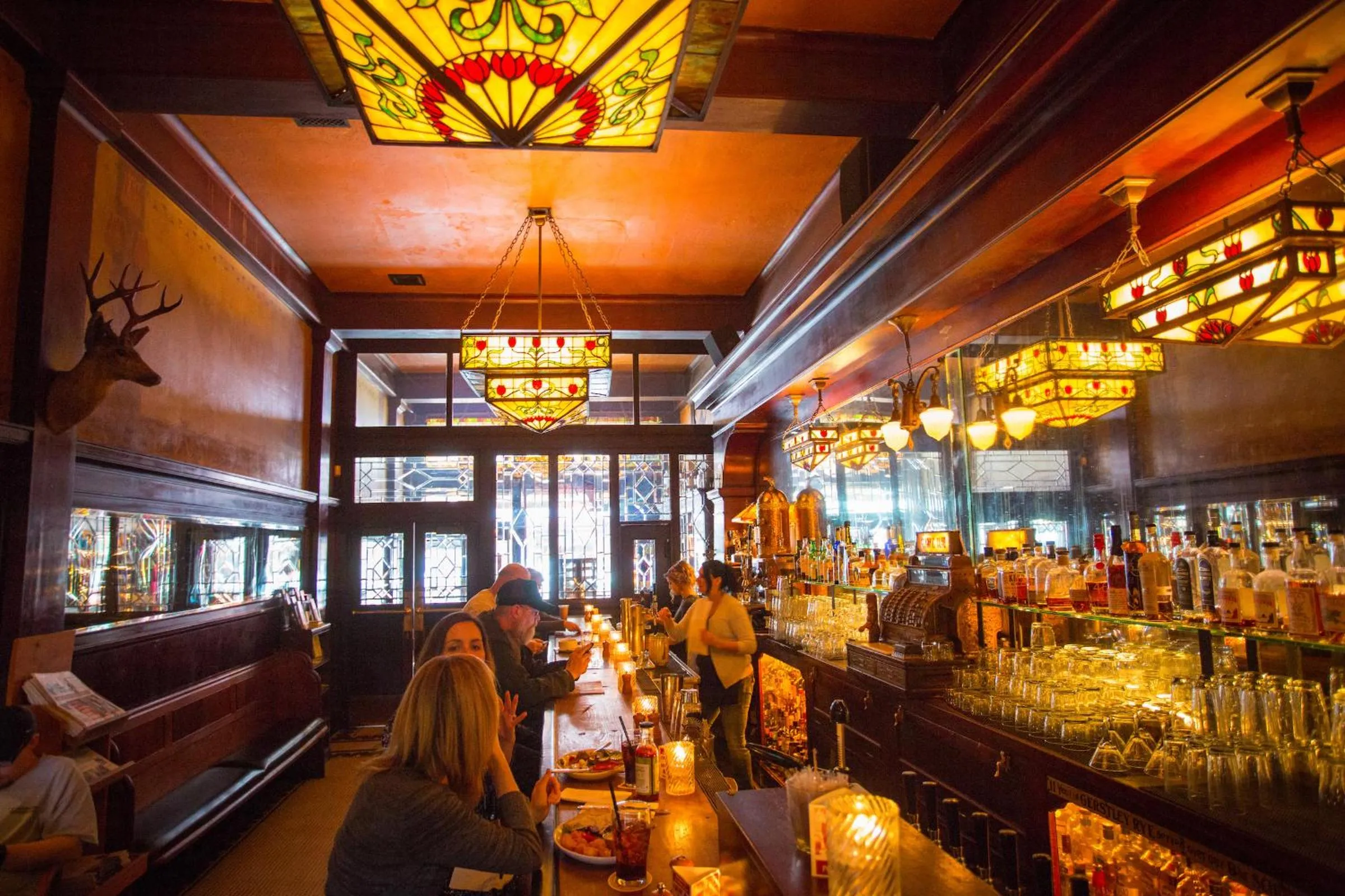 Restaurant/places to eat in McMenamins Olympic Club
