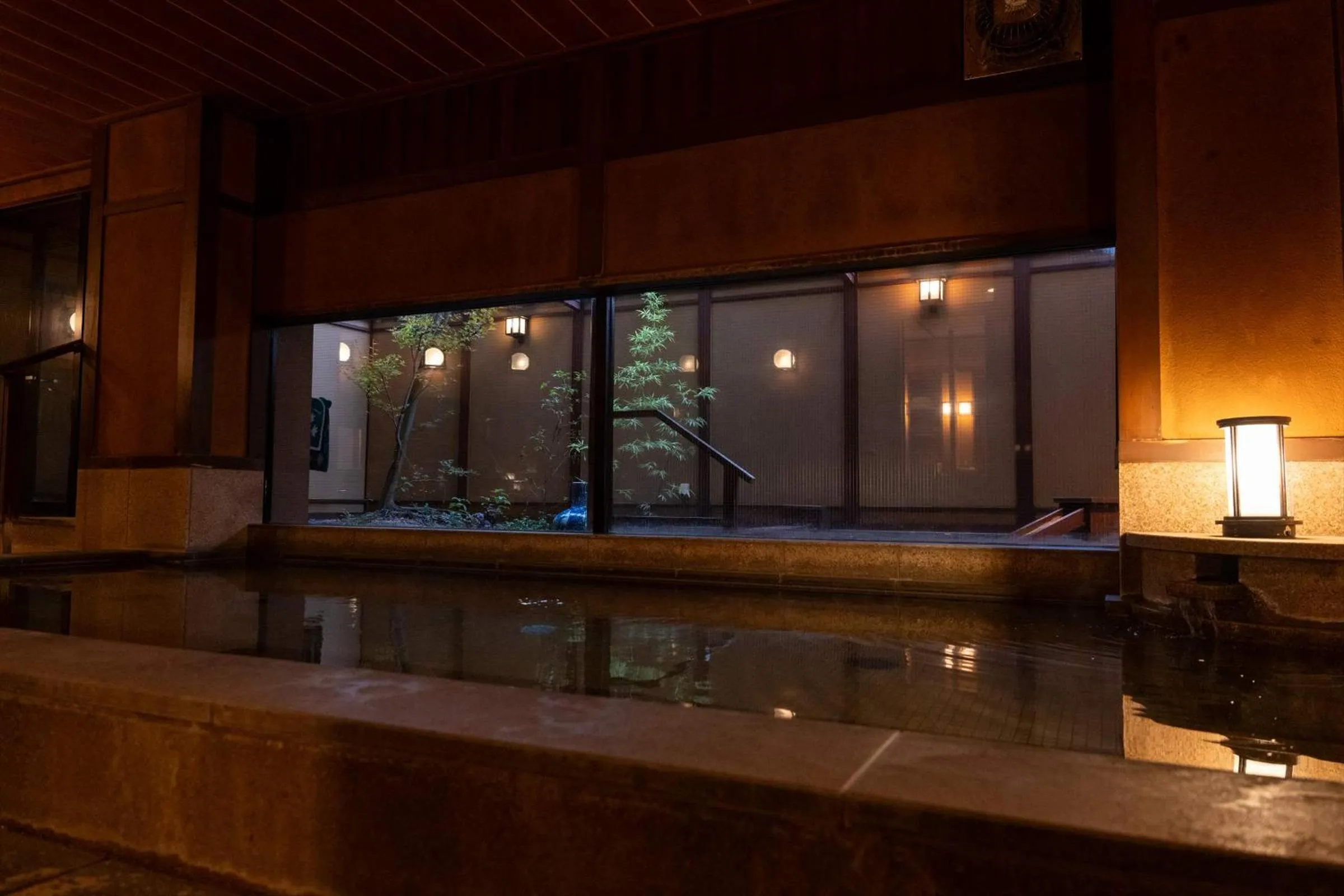 Public Bath in Dantokan Kikunoya