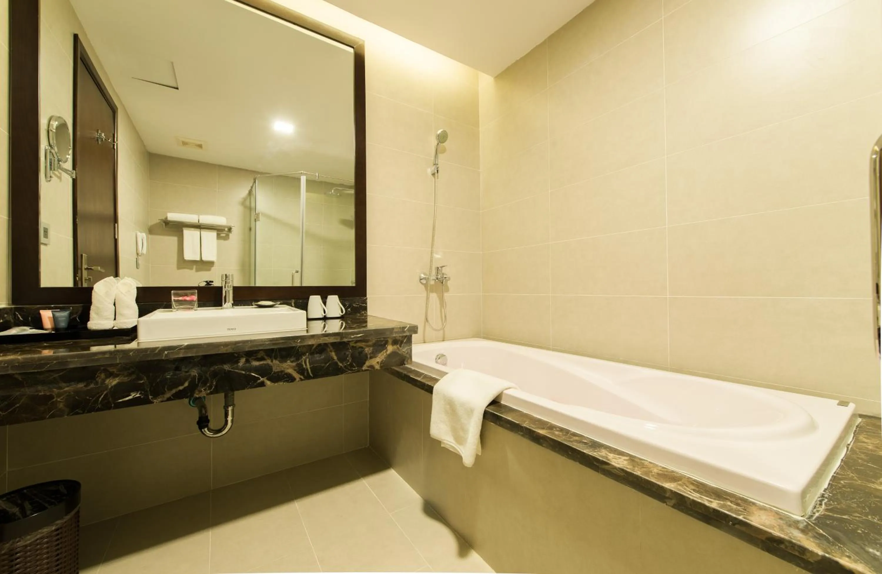 Muong Thanh Hanoi Centre Hotel
