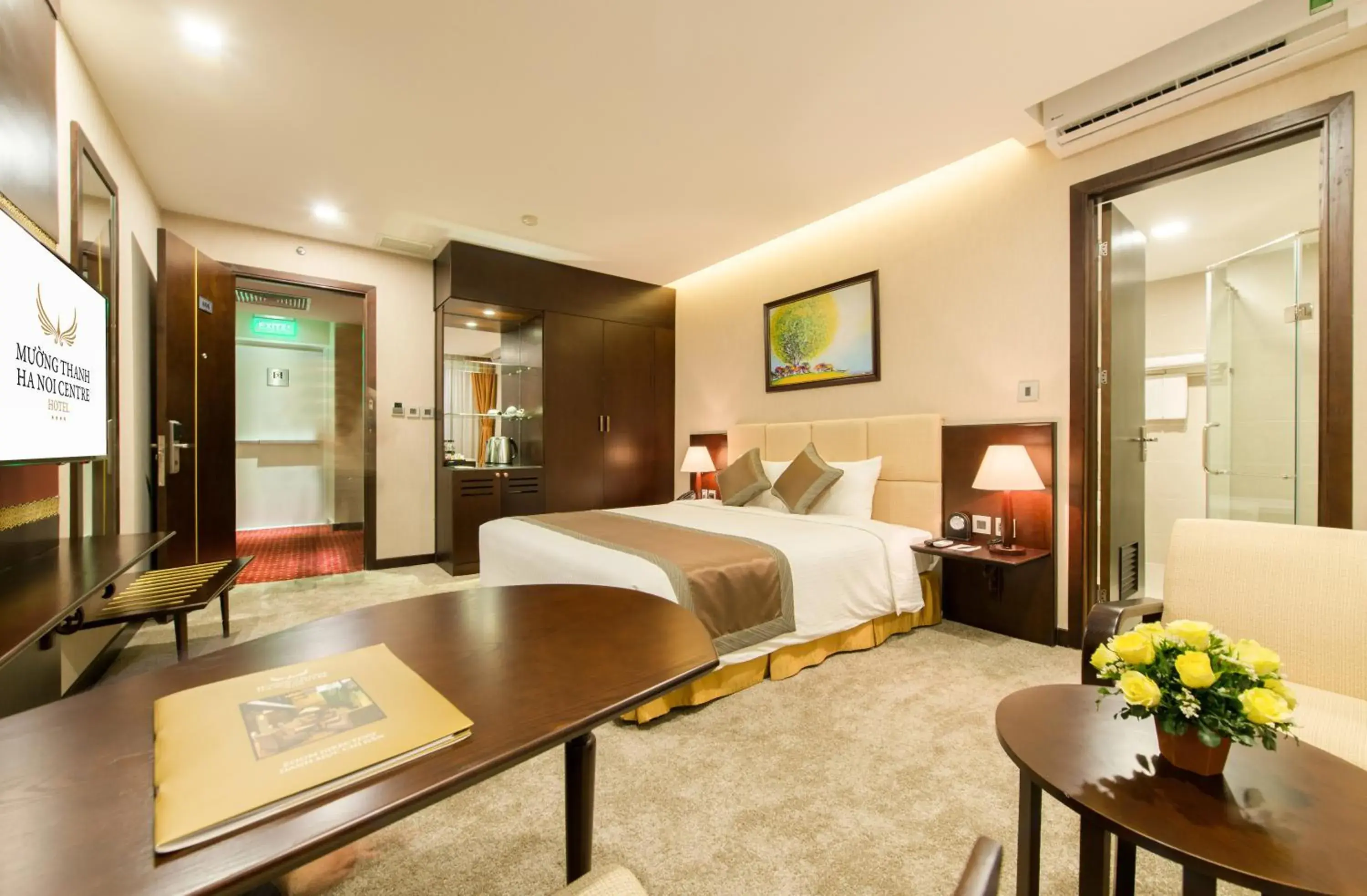 Deluxe Double Room in Muong Thanh Hanoi Centre Hotel Deluxe Double Room in Muong Thanh Hanoi Centre Hotel