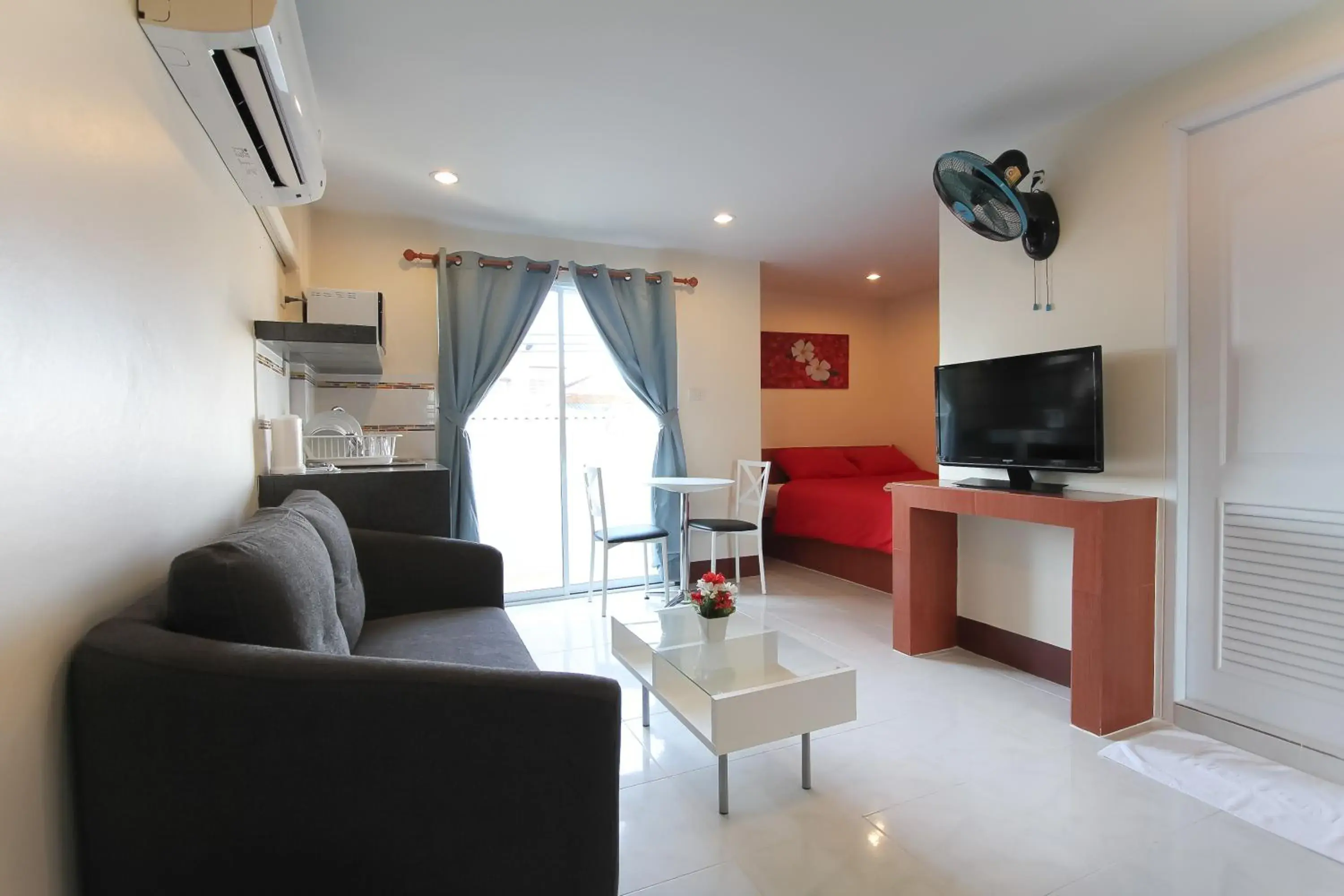 Superior Room Front in Walking Street Guest House Superior Room Front in Walking Street Guest House