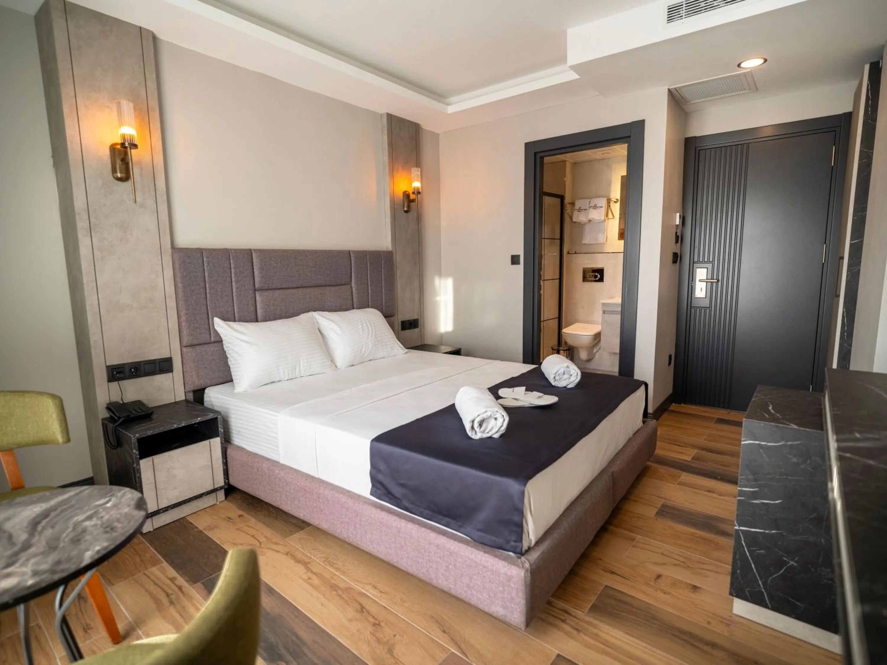 Bed in Modernlux Hotel